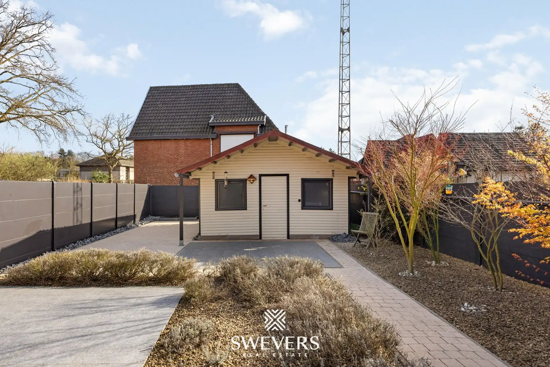 Ruime woning met 4 slaapkamers, bureau en zuidgerichte tuin foto 28