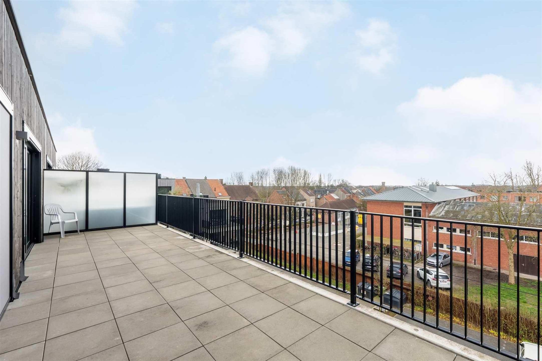 Ruim & modern appartement met groot terras in Steendorp foto 11