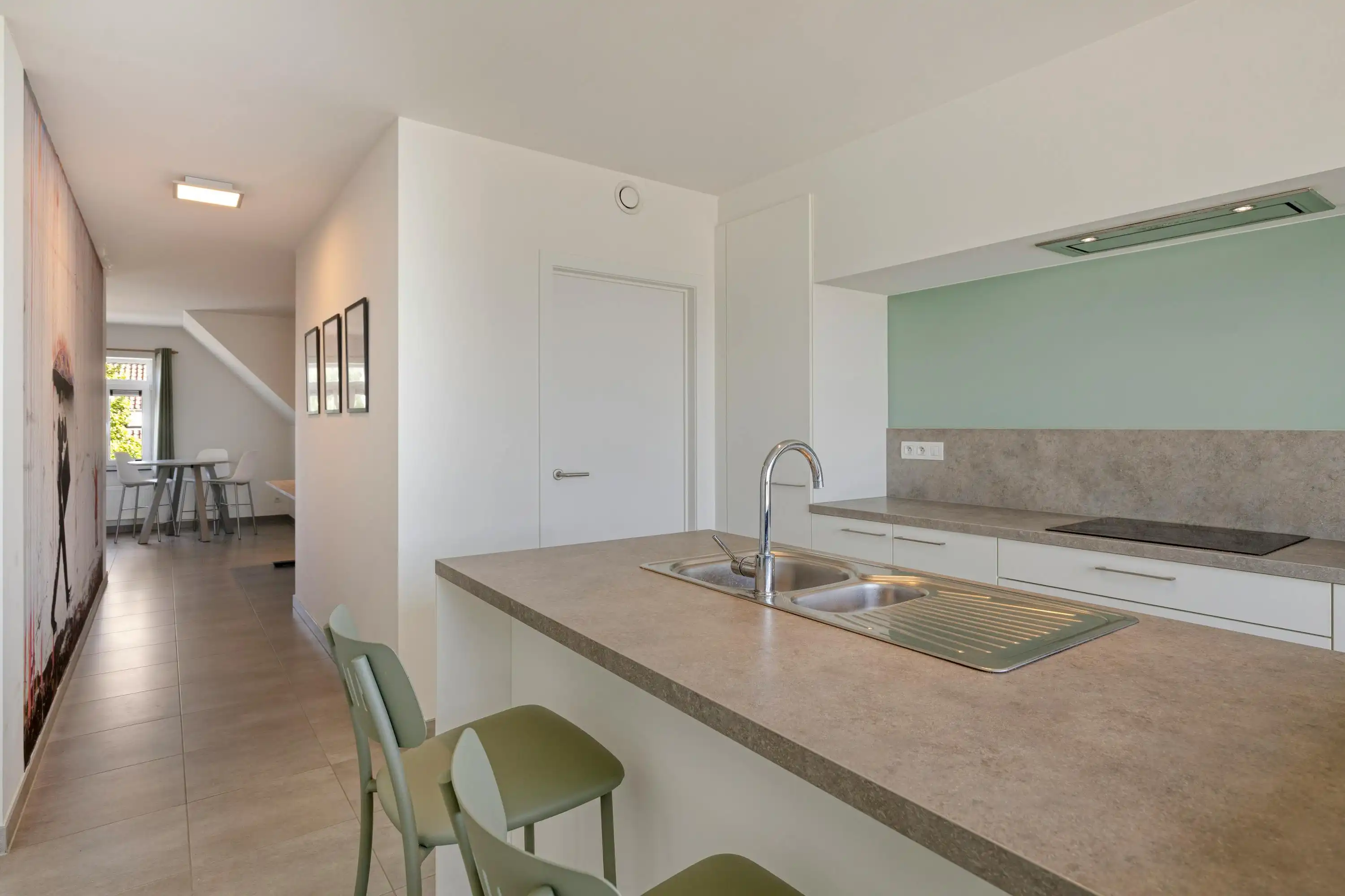 Gezellig instapklaar appartement met 1 slaapkamer en terras foto 9