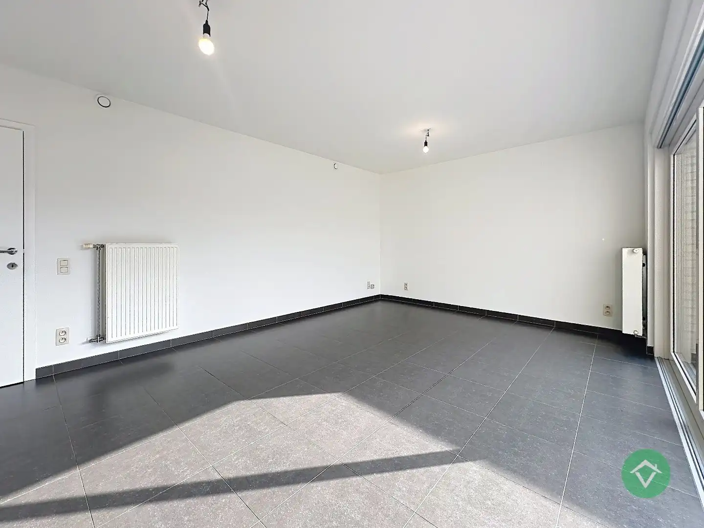 Instapklaar gelijkvloers appartement met staanplaats te Gistel foto 5