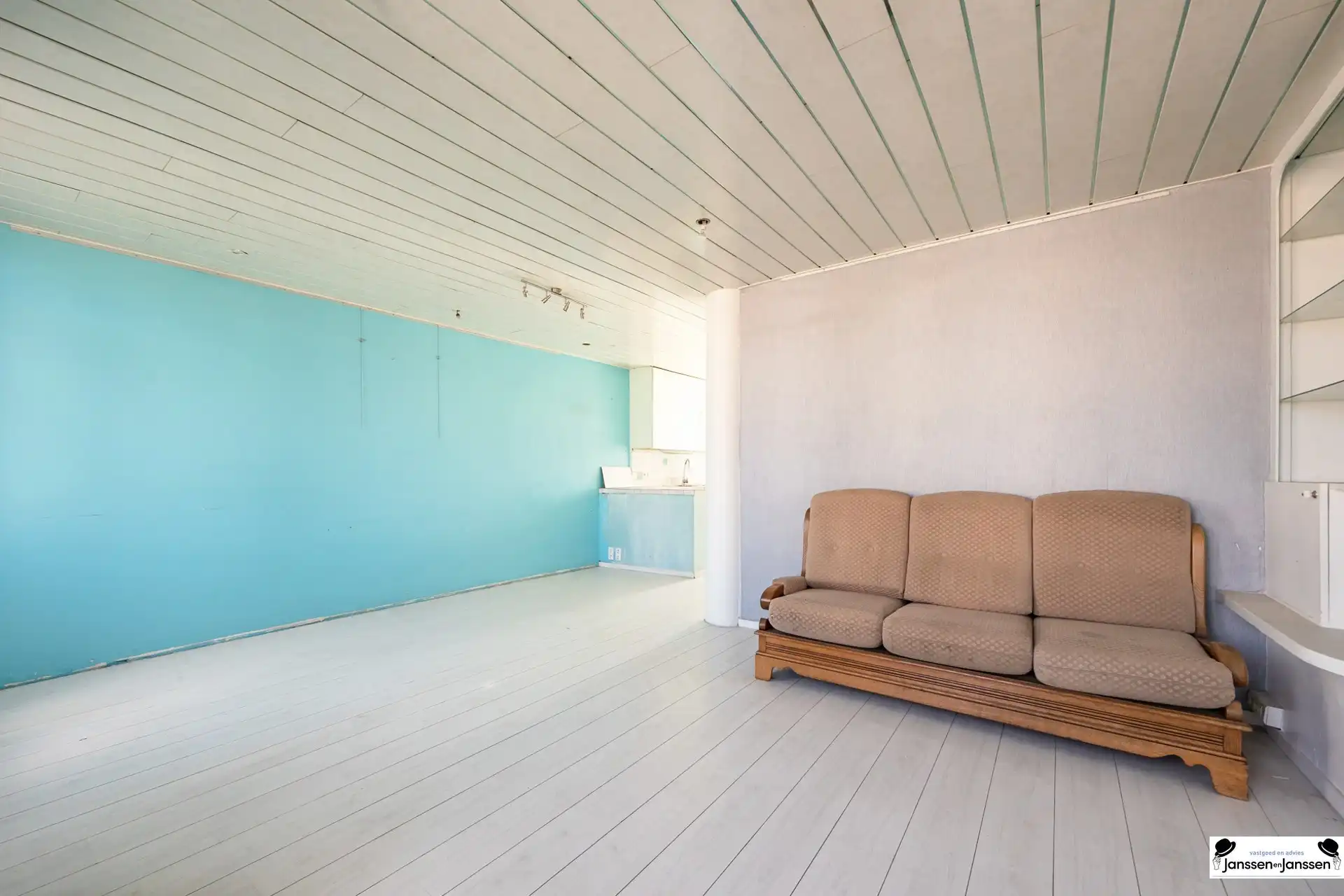 Te koop: Opbrengsteigendom op centrale locatie in Merksem! foto 17