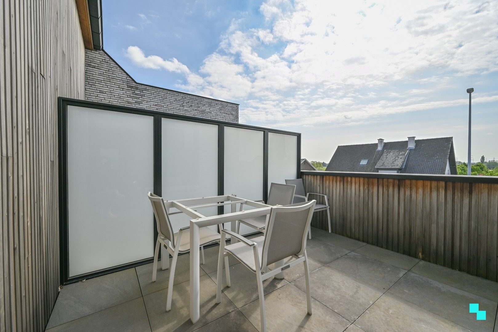 Energiezuinig tweeslaapkamerappartement met terras in Beveren-Leie! foto 6