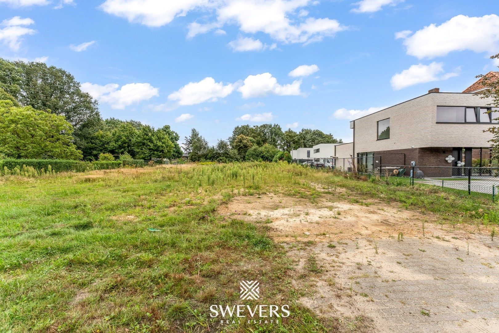 Knappe bouwgrond voor open bebouwing op 12a 68ca in hartje Helchteren foto 9