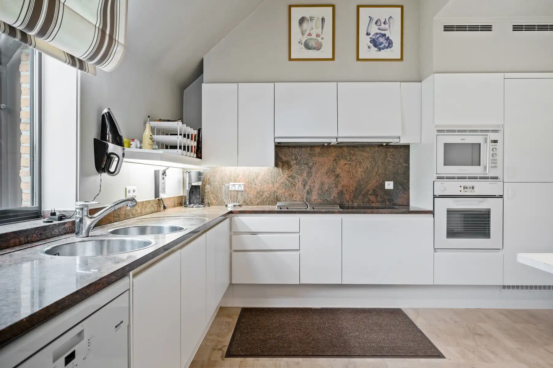 Ruim te renoveren duplex app. in het centrum van Schilde foto 10
