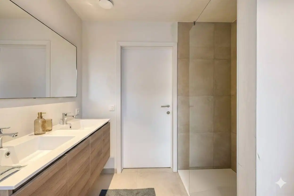 Modern wonen in Krombeke: hoogwaardig nieuwbouwhuis te koop foto 17