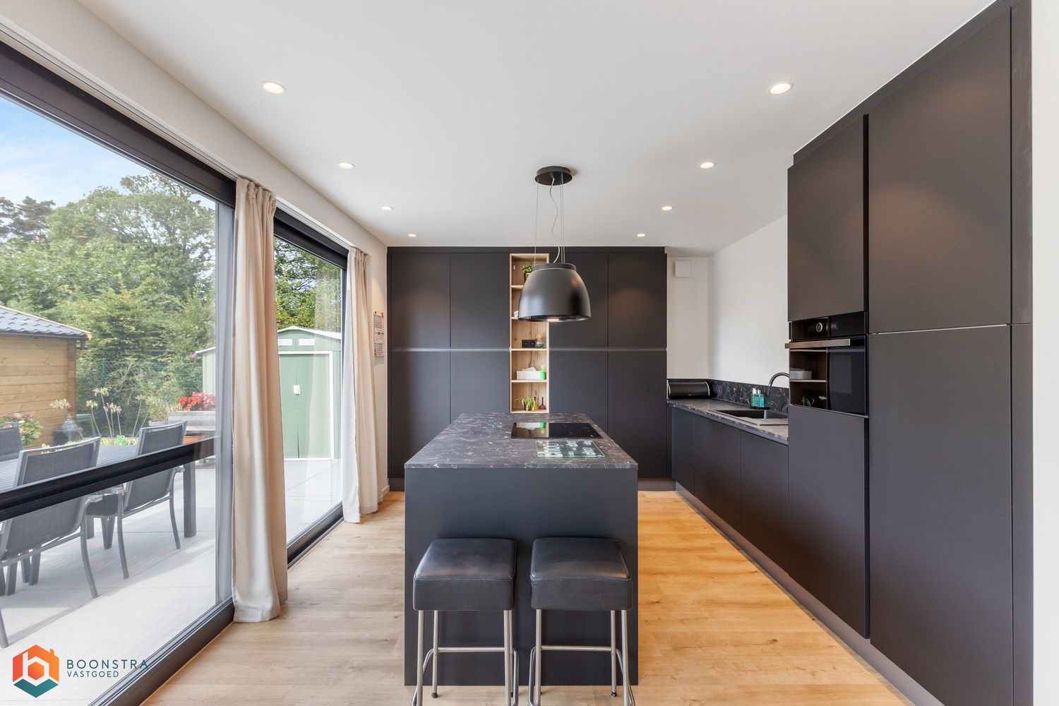 Energiezuinige laagbouw met 3 slpkrs en leuke tuin in Grasheide foto 6