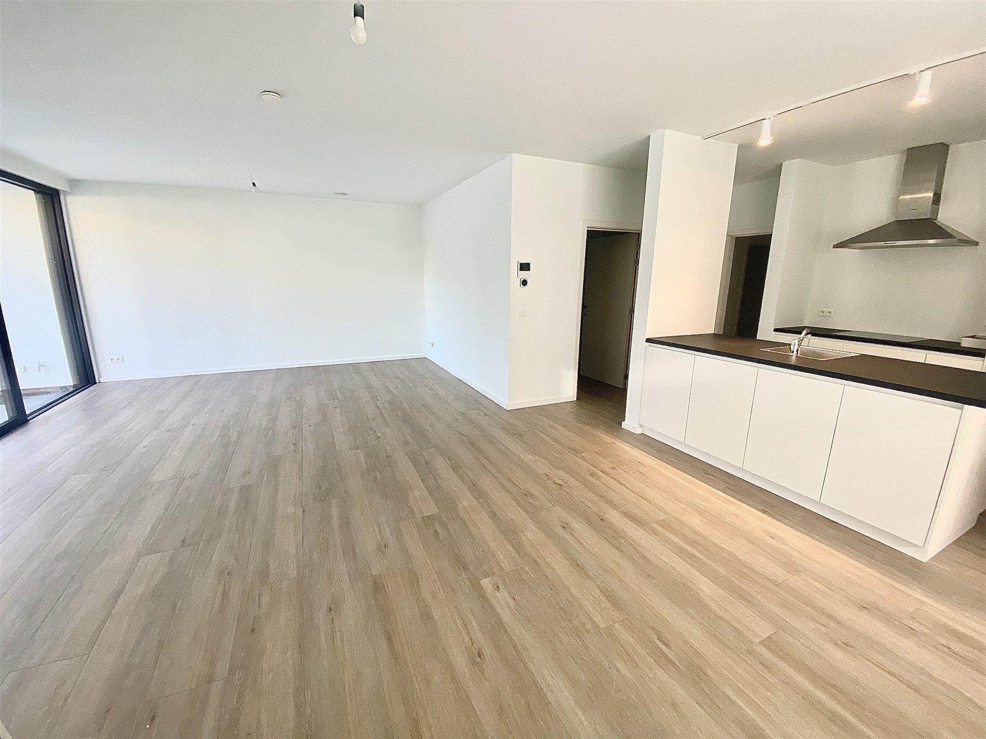 Prachtig appartement met 2 slaapkamers nabij het centrum van Aalst foto 3