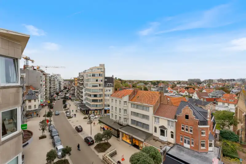 STIJLVOL EN HEDENDAAGS 3-SLAAPKAMERAPPARTMENT MET HOOGWAARDIGE AFWERKING EN MET ZICHT OVER DE DUMONT WIJK EN ZEEZICHT foto 16