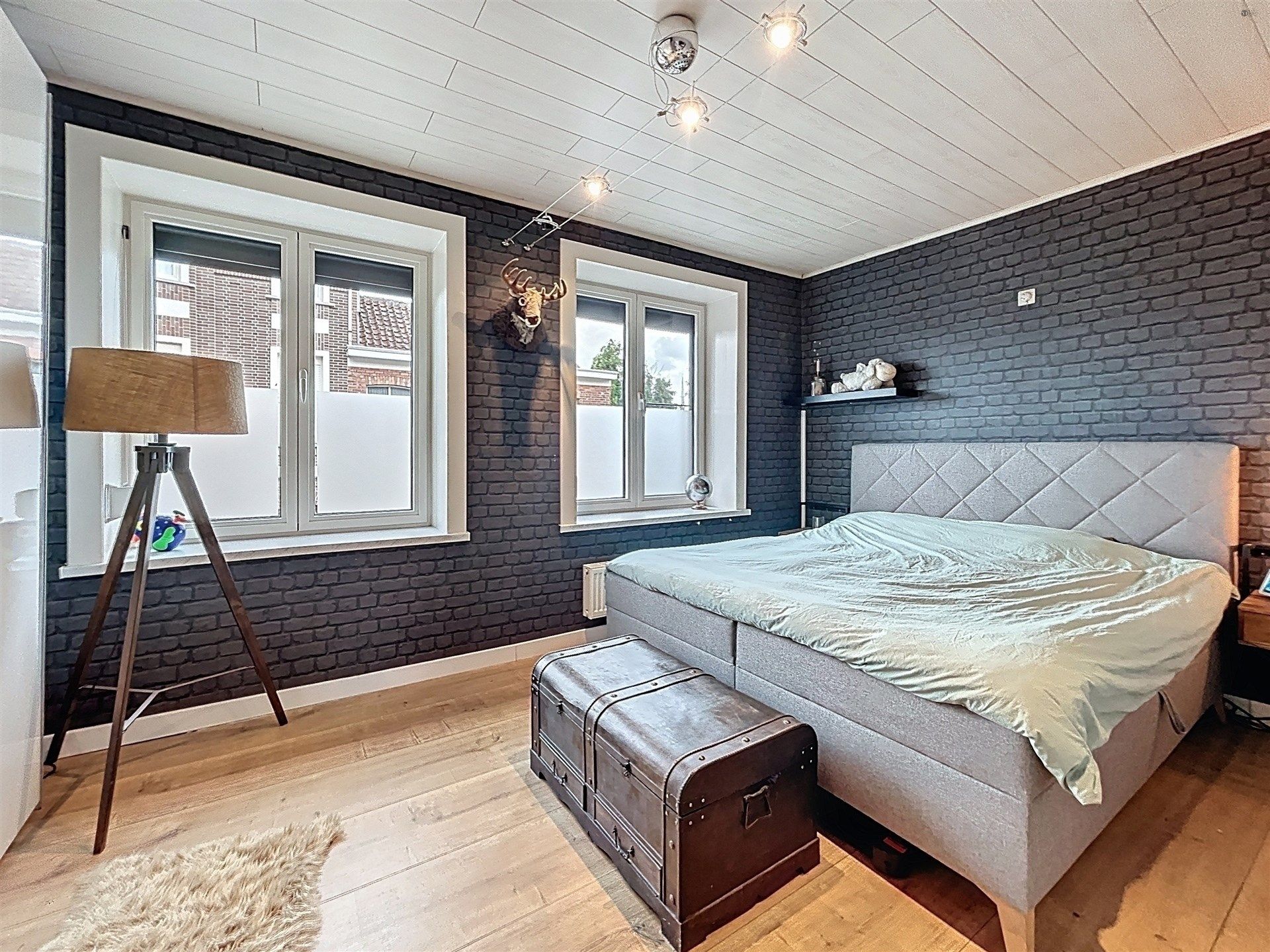 instapklare gezinswoning met 4 slaapkamers en prachtige tuin op perceel van 200m²  foto 10