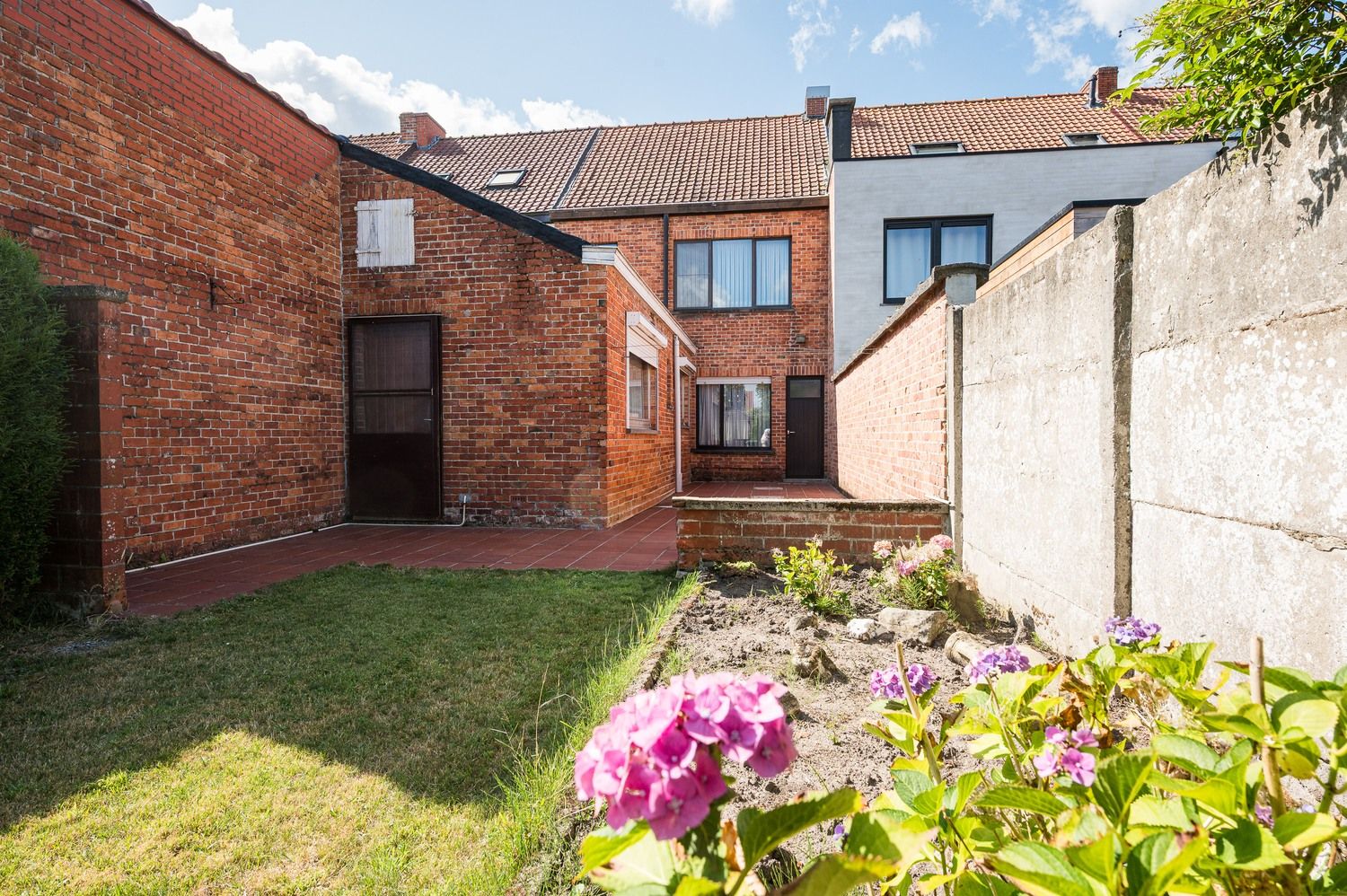 Te renoveren gezinswoning met zonnige tuin op rustige locatie foto 21