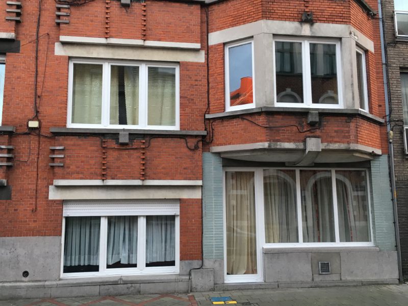 Opbrengsteigendom dichtbij het centrum bestaande uit 3 ruime appartementen. foto 14