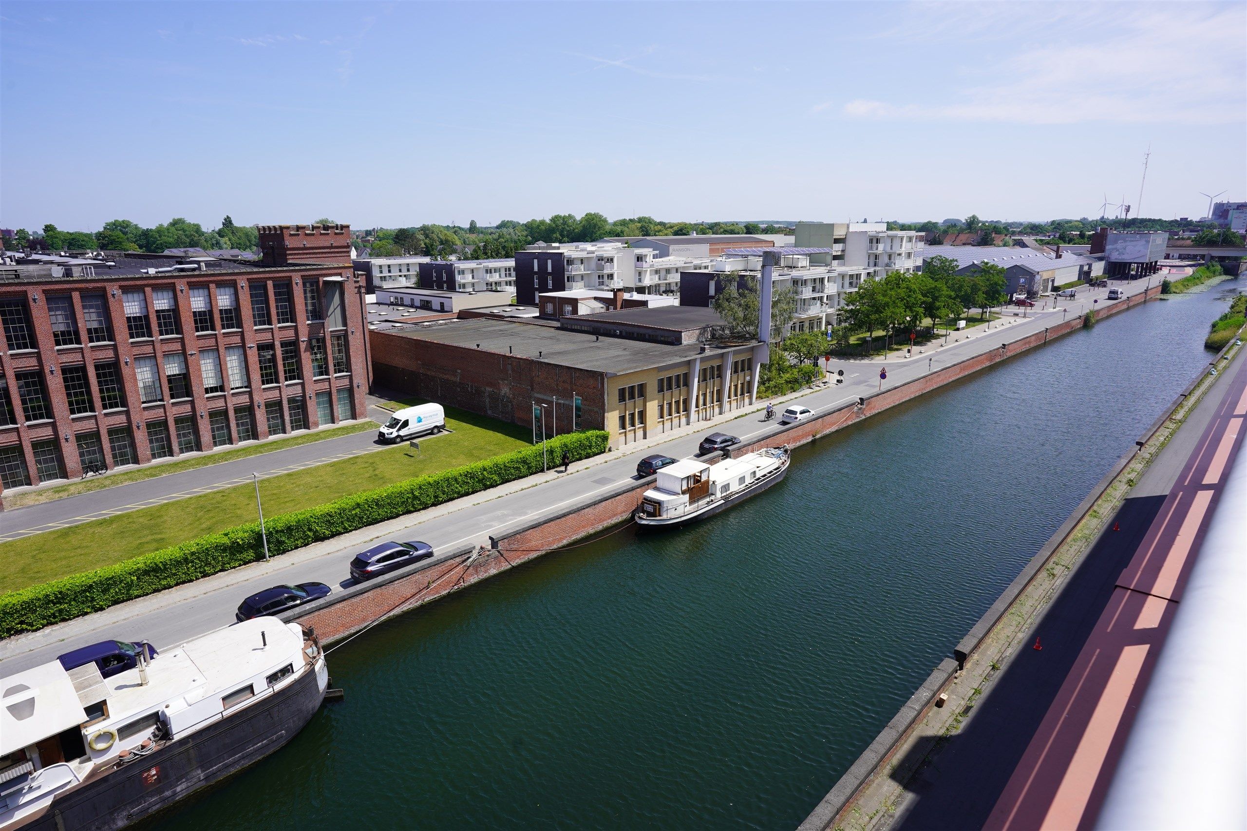 Exclusief dakappartement met panoramisch waterzicht & terras foto 5