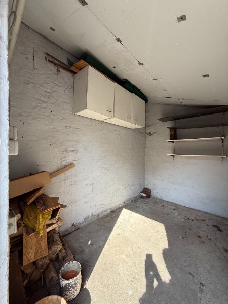 Leuke woning met tuintje en zicht op water foto 11