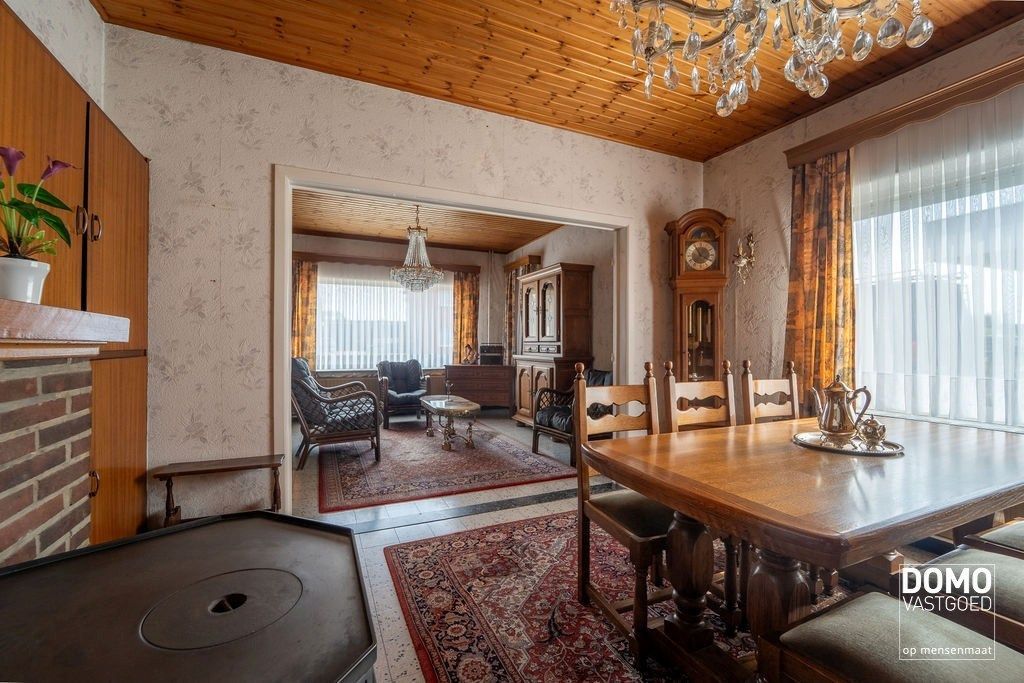 Te renoveren woning met grote tuin en achterliggende stal  foto 6