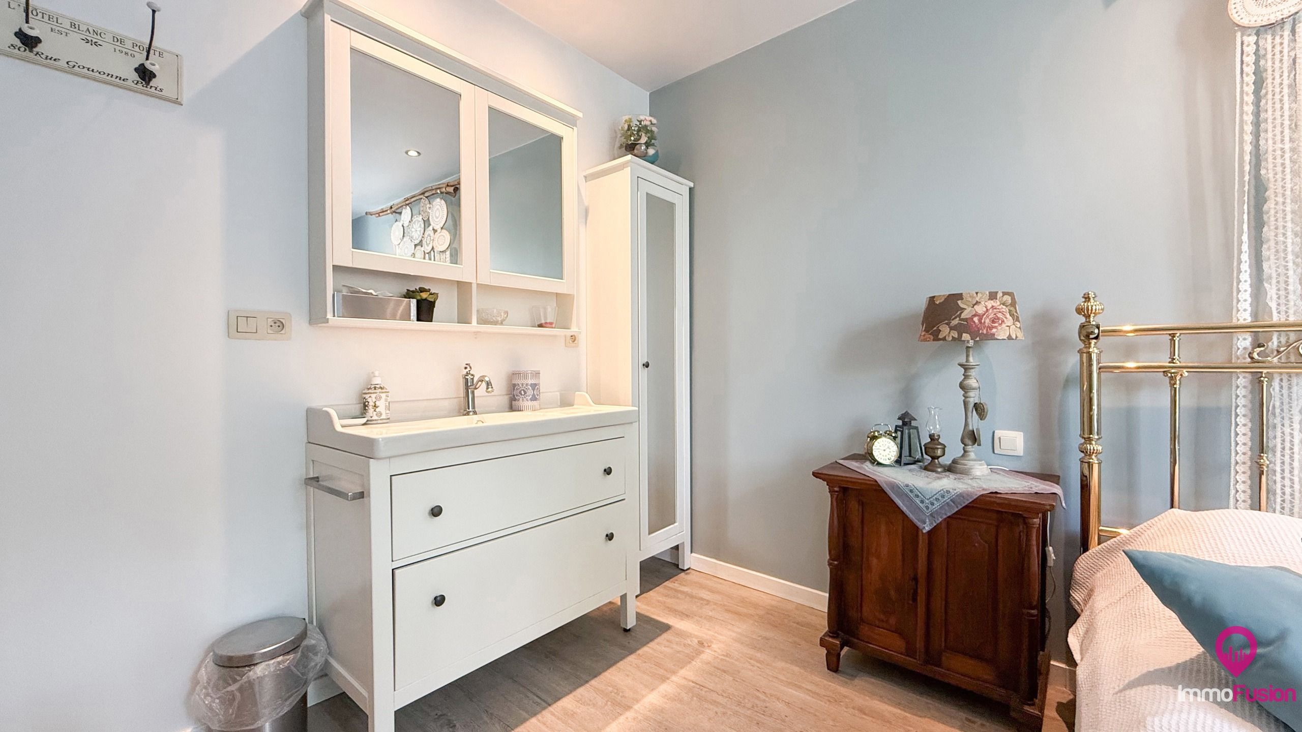 Rustig gelegen instapklare woning met 4 slpks en mooie tuin! foto 16