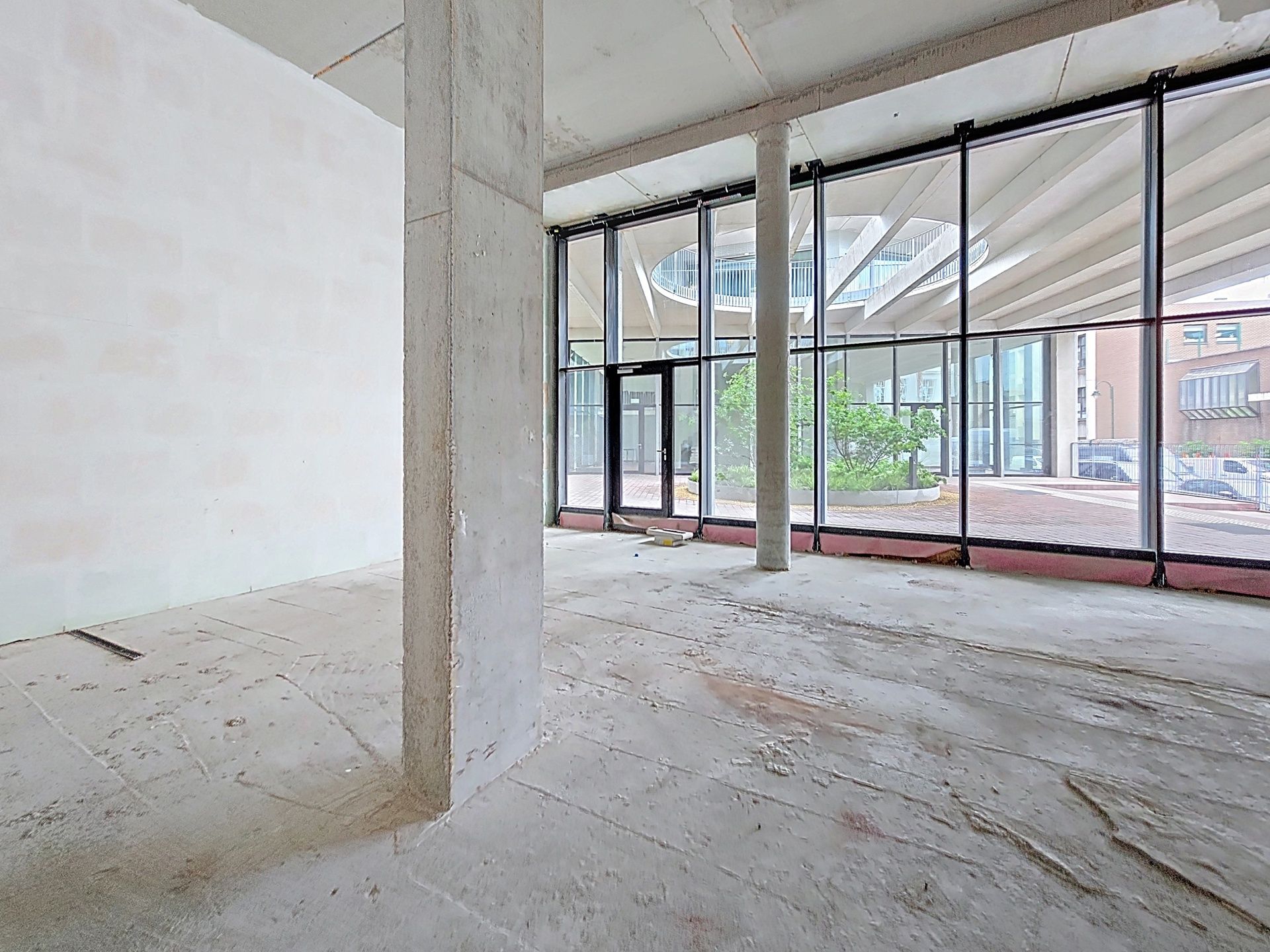 Vestig uw activiteit op een steenworp van de Nieuwstraat foto 4