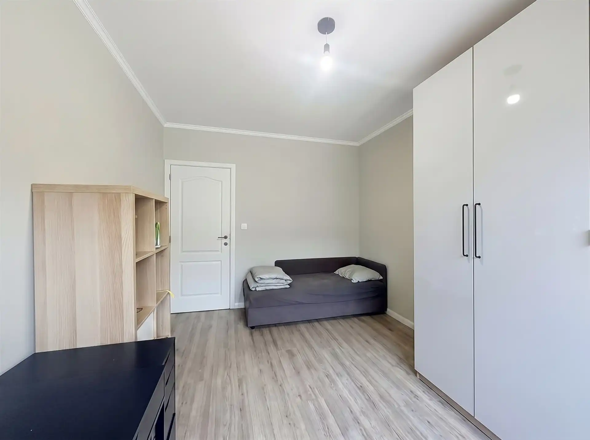 Prachtige instapklare woning met zonnige tuin en 5 slaapkamers! foto 22