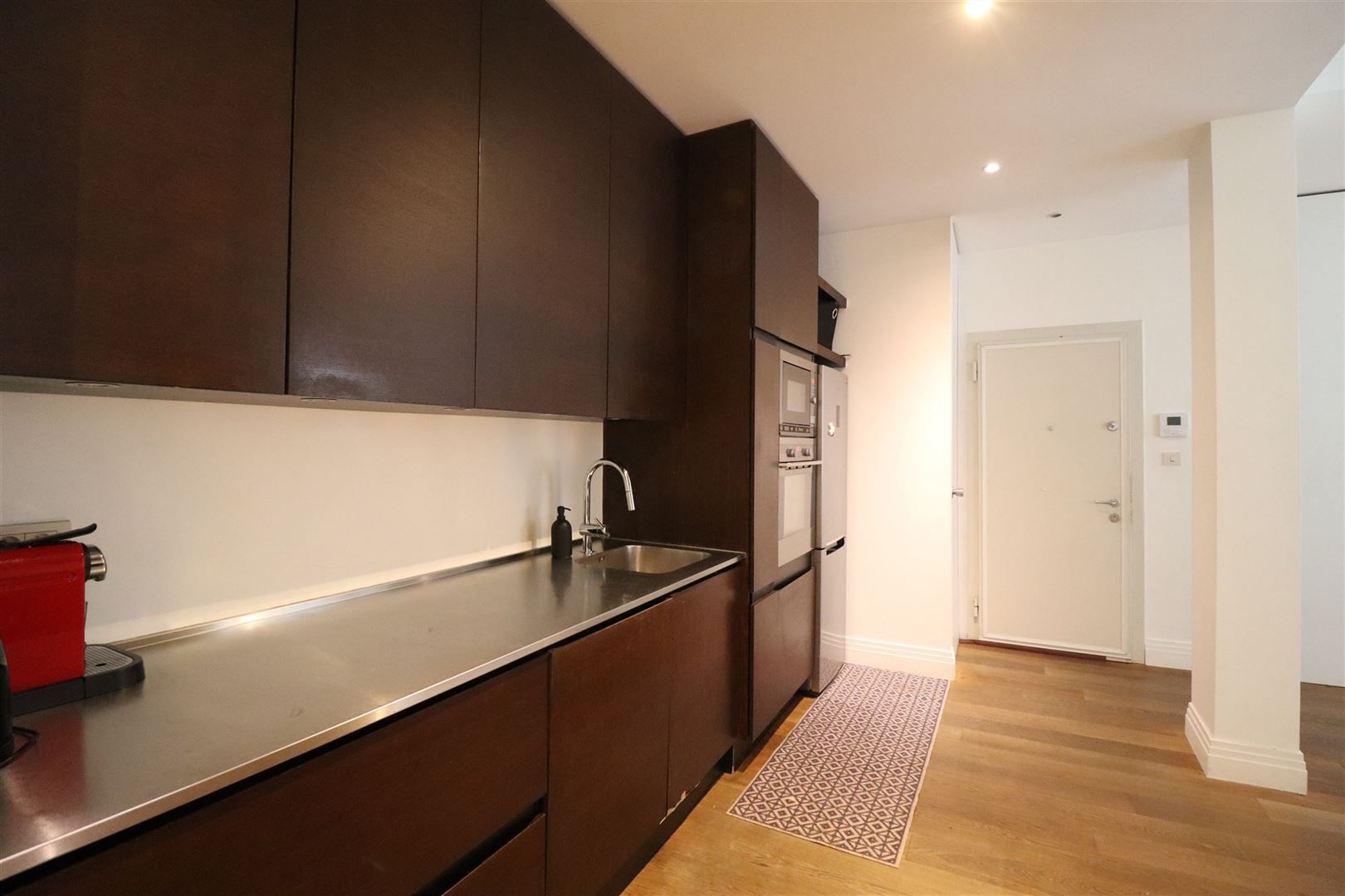 Modern appartement met 2 slaapkamers  foto 5
