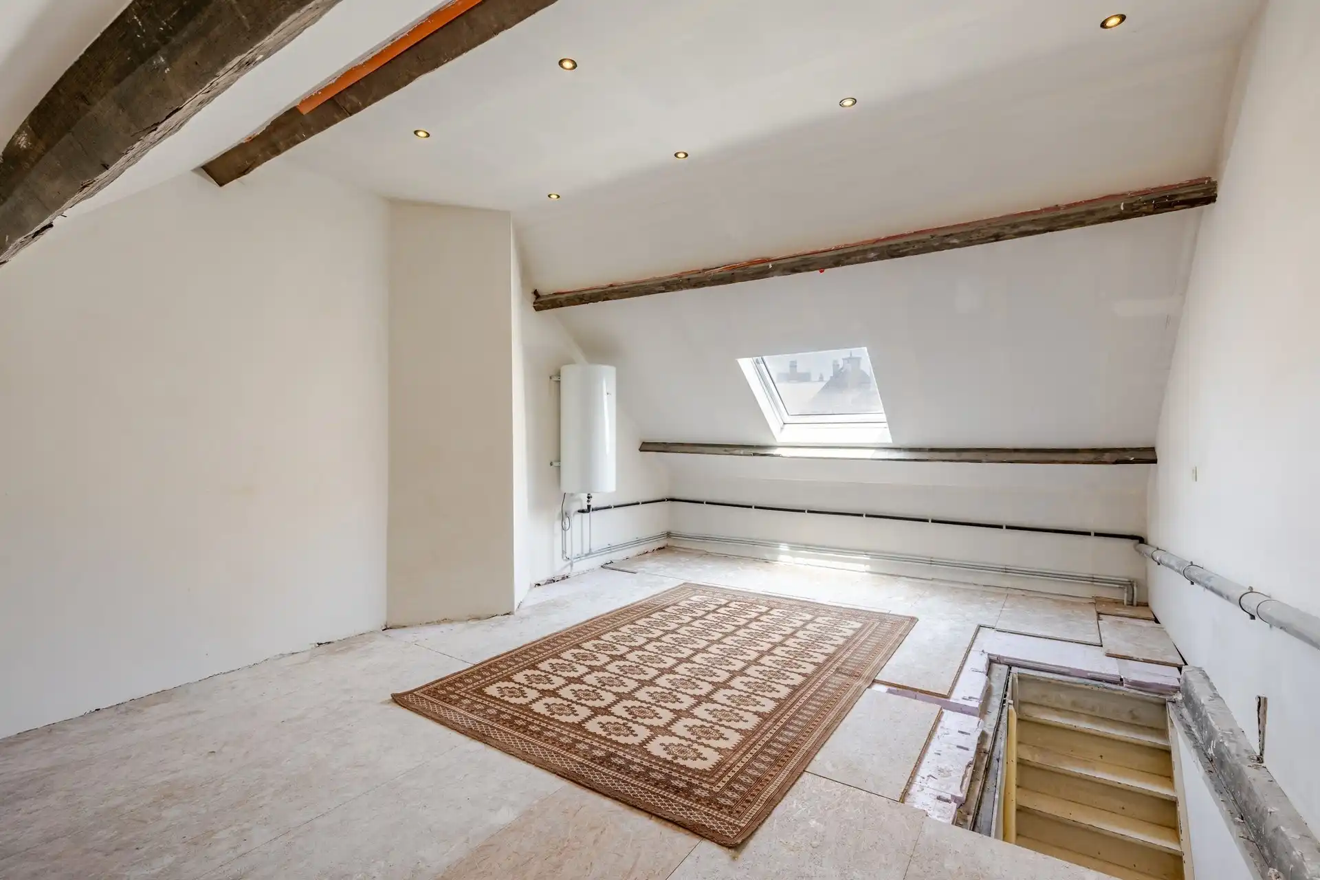 Recent gerenoveerde starterswoning op centrale locatie met 3 SLPKS foto 19