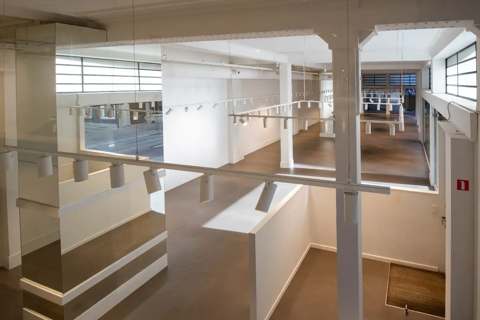 Kipdorp 23 - Veelzijdig kantoor/showroom met parking foto 15