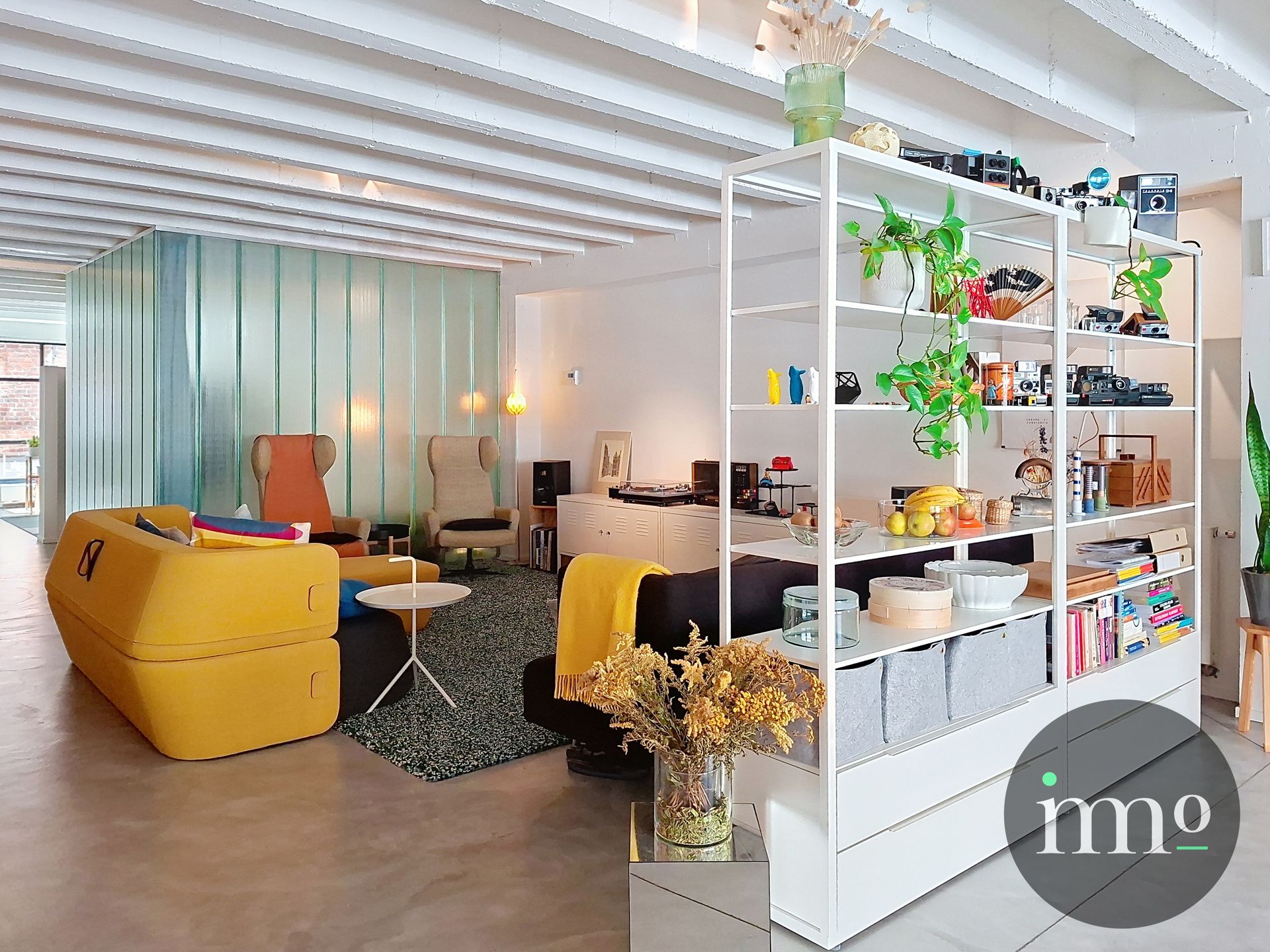 GROTE PRACHTIGE LOFT TEGENOVER TOUR & TAXIS + PARKING foto 10