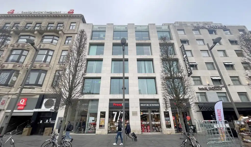 Gerenoveerde kantoorruimte te huur in Astrid Building aan Centraal Station in Antwerpen foto 19