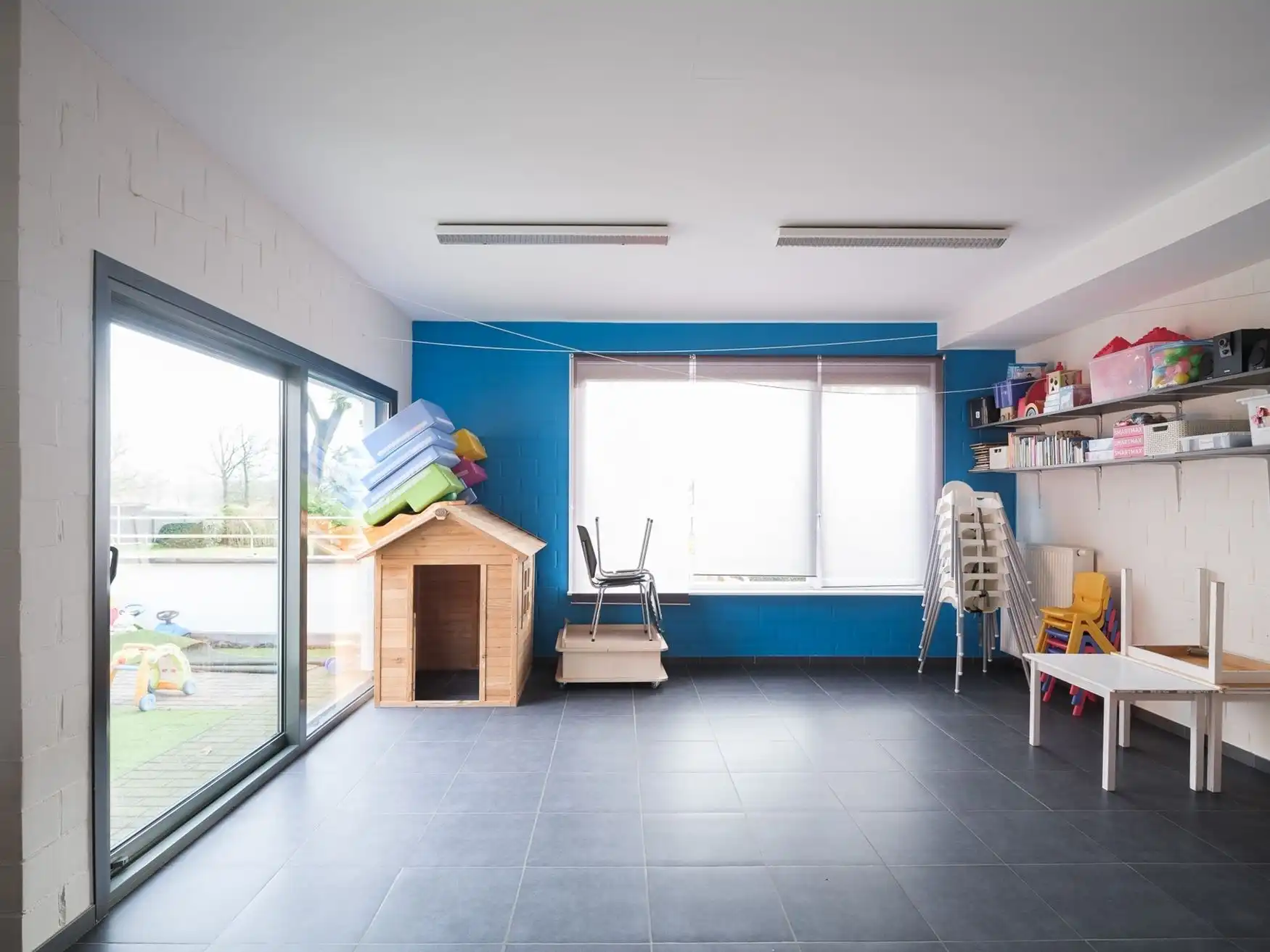 Ruime woning met zuidgerichte tuin en open zicht. foto 5