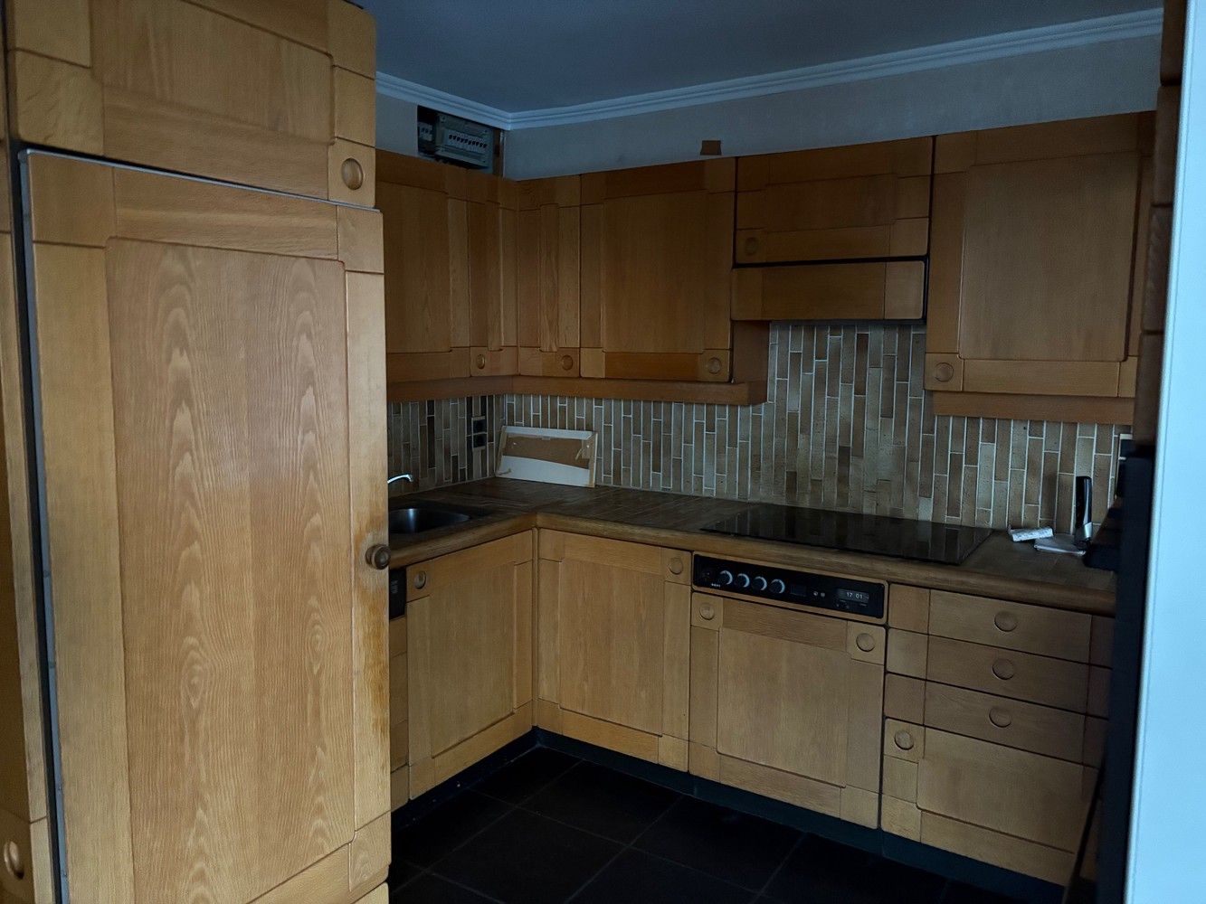 2 ruime goed gelegen te renoveren appartementen foto 6