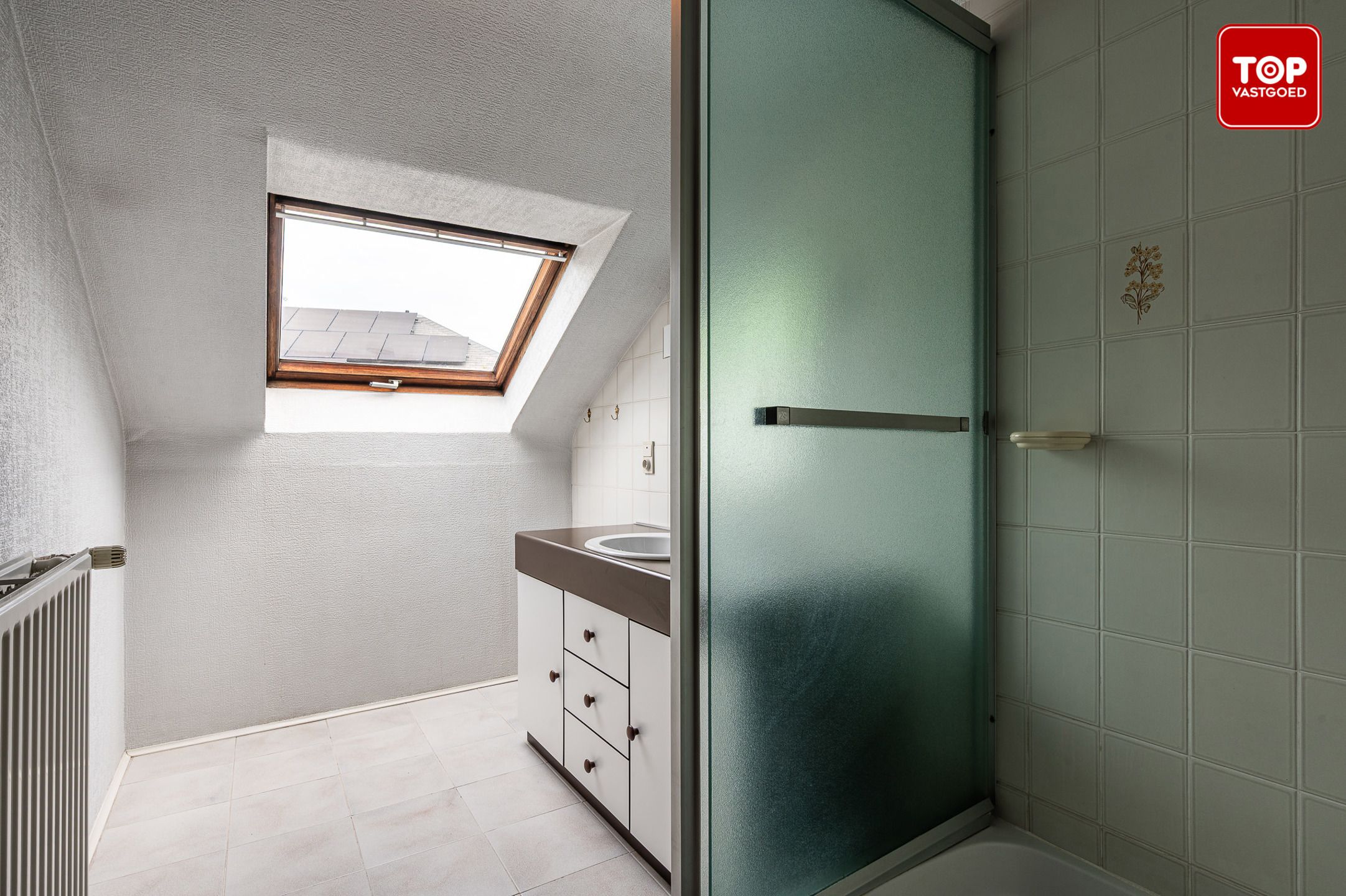 Alleenstaande villa met 4 slaapkamers in groene omgeving foto 32