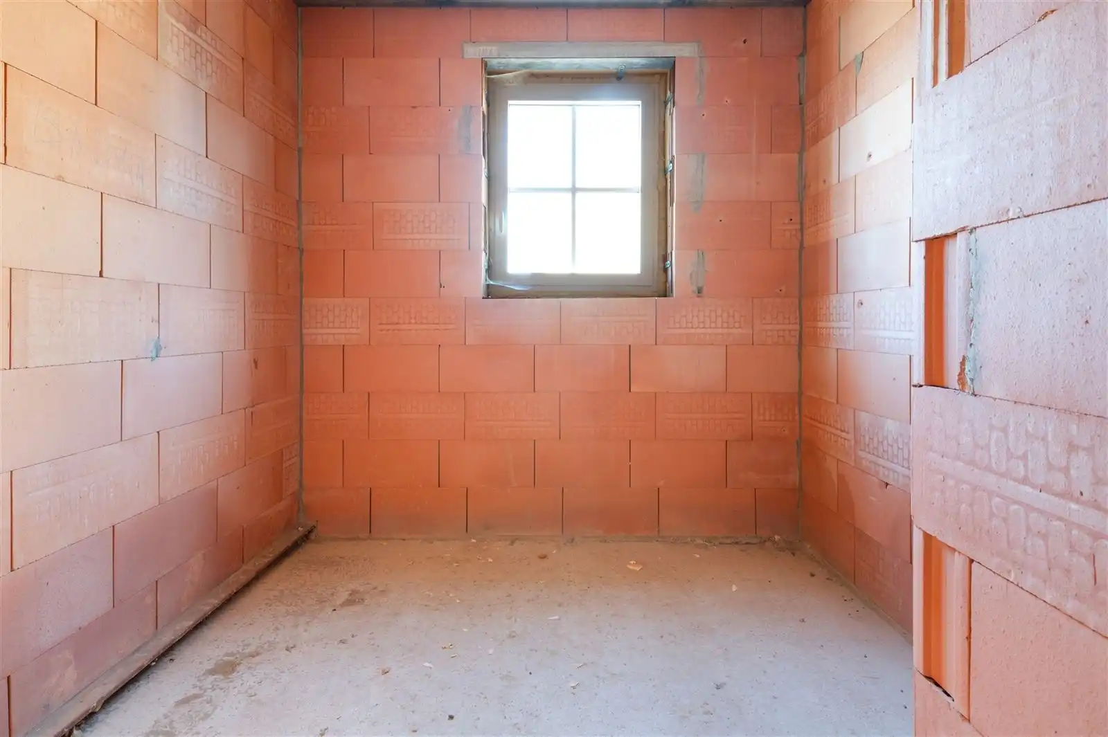 Casco nieuwbouwwoning te koop – centraal gelegen in Mere foto 8