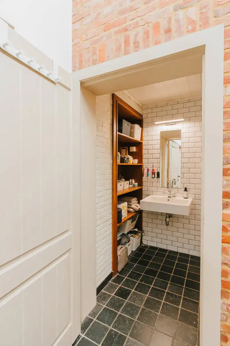 Karaktervolle woning met commerciële mogelijkheden foto 15