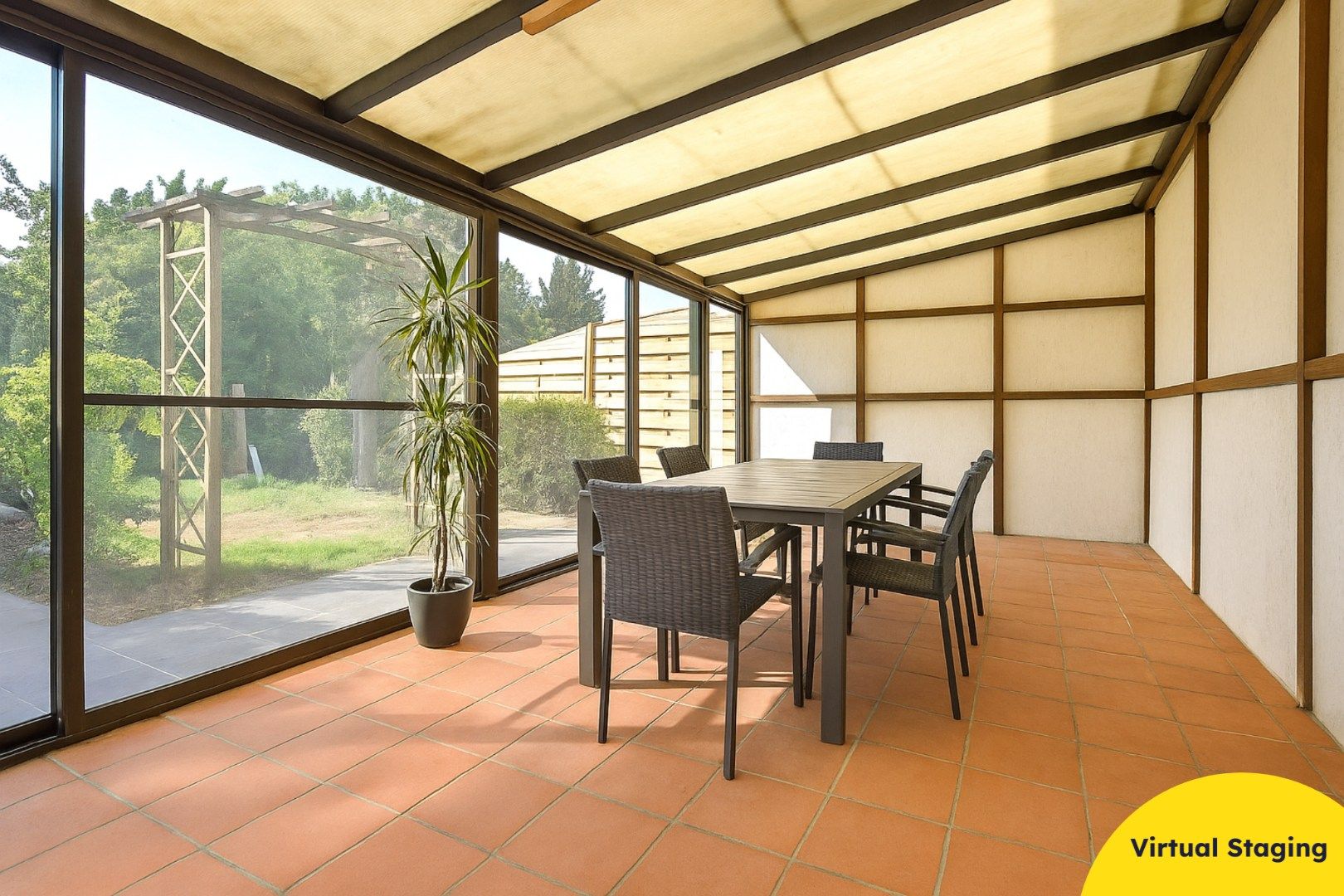 Woning met 4 slaapkamers en garage in centrum Diksmuide! foto 4