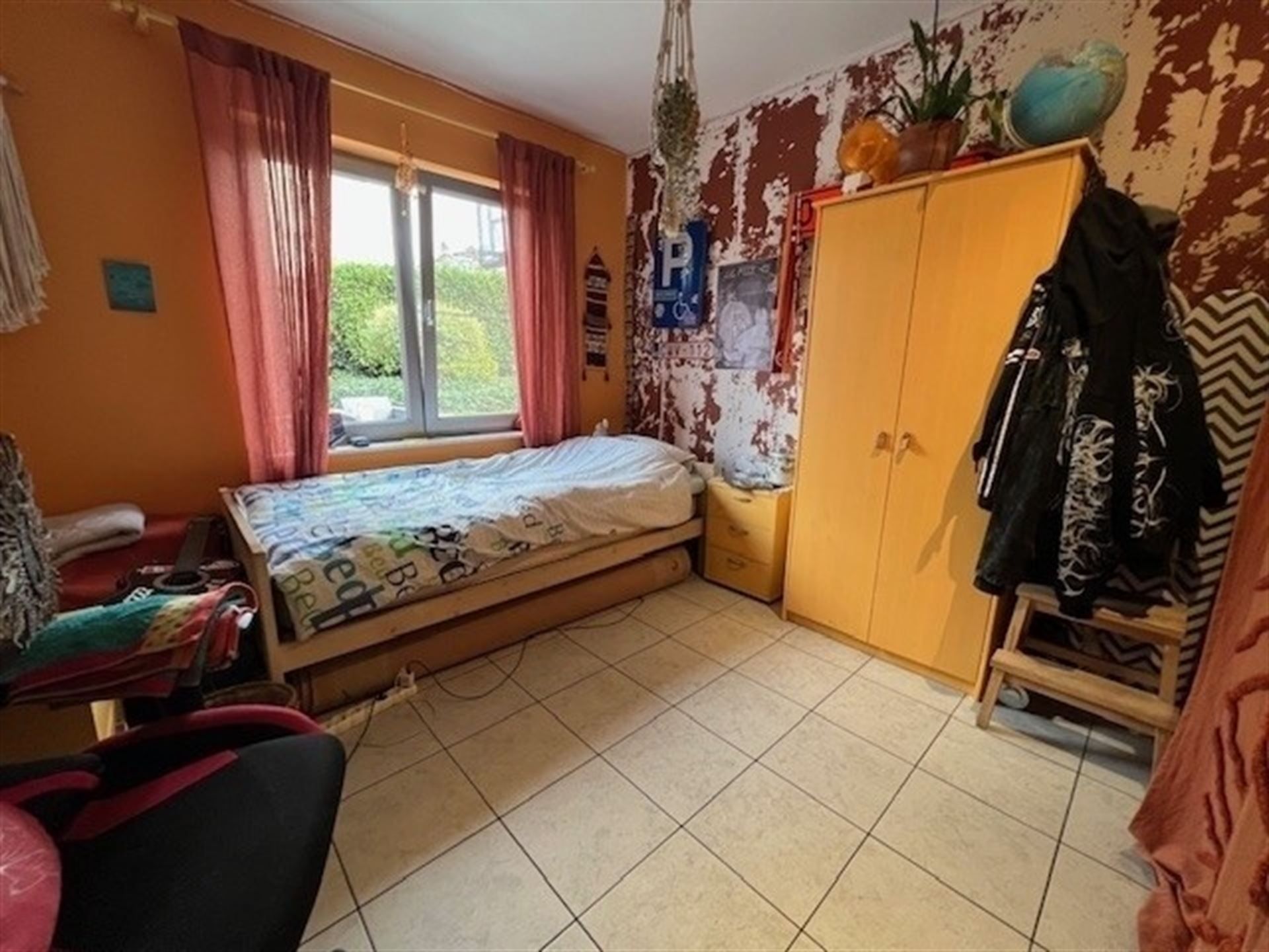 Stijlvol appartement met 2 slaapkamers en grote tuin! foto 11