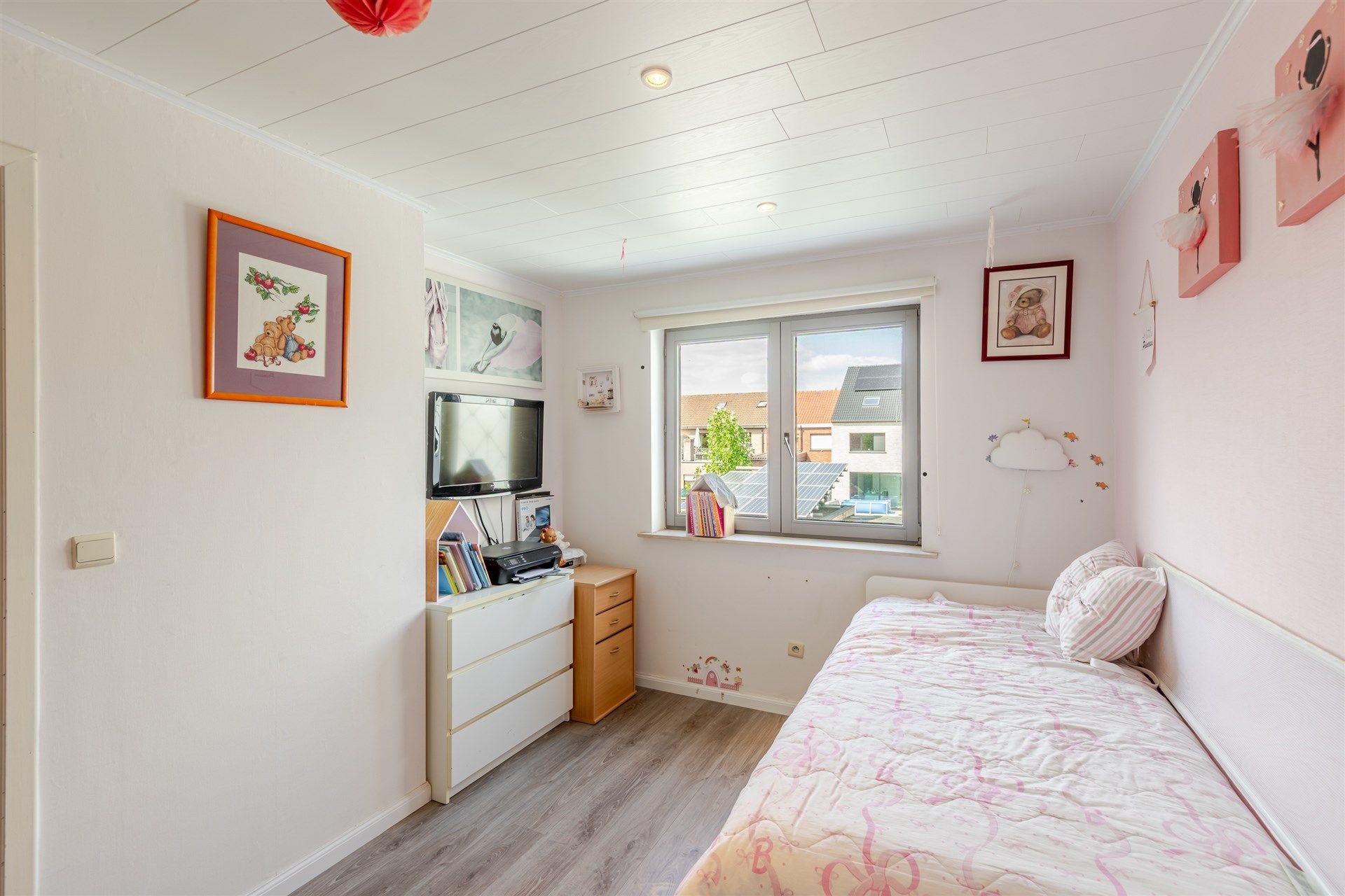 Gunstig gelegen woning met tuin, garage en 3 slks foto 16