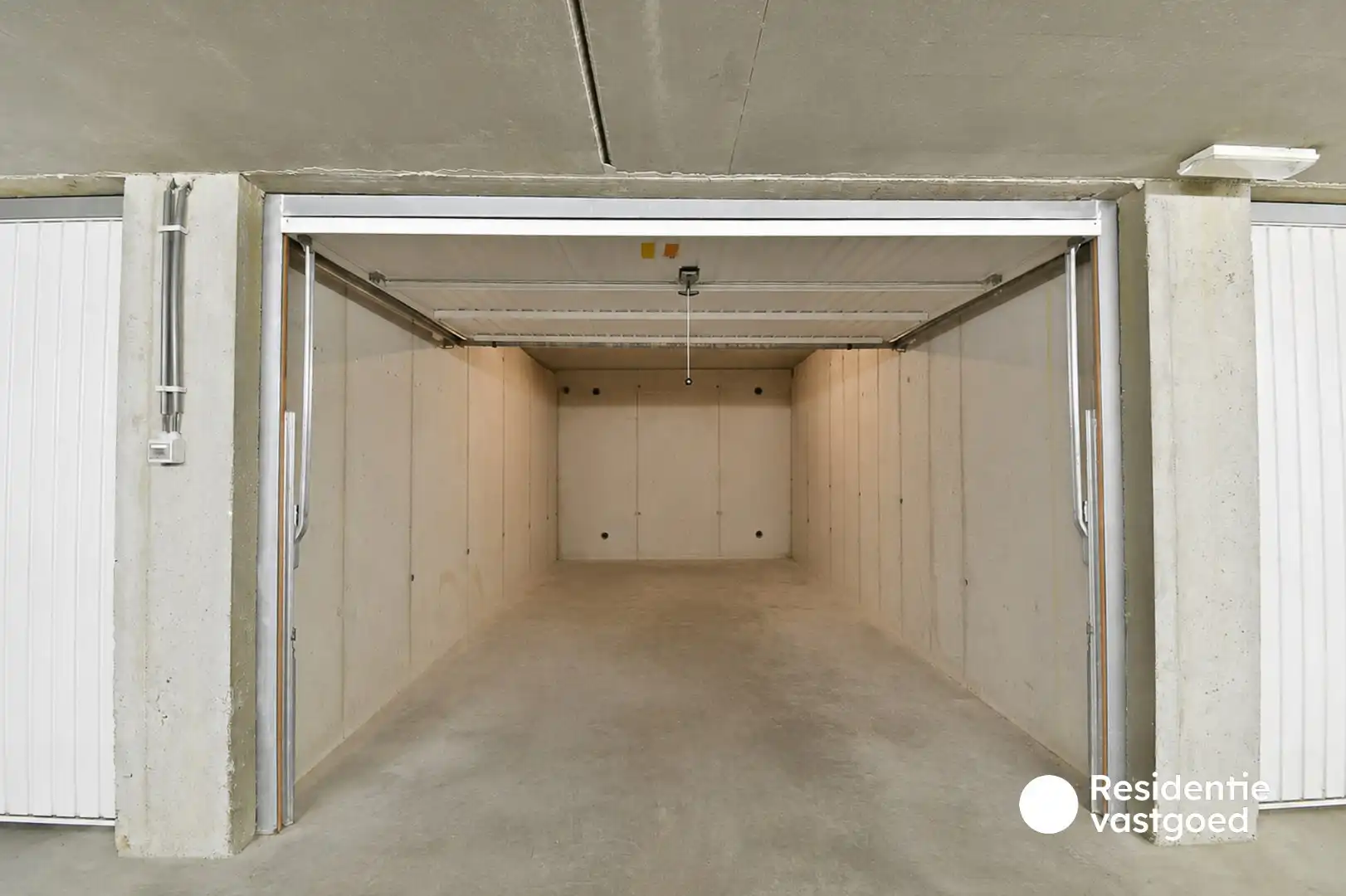 Garagebox te huur in Westkerke foto 2