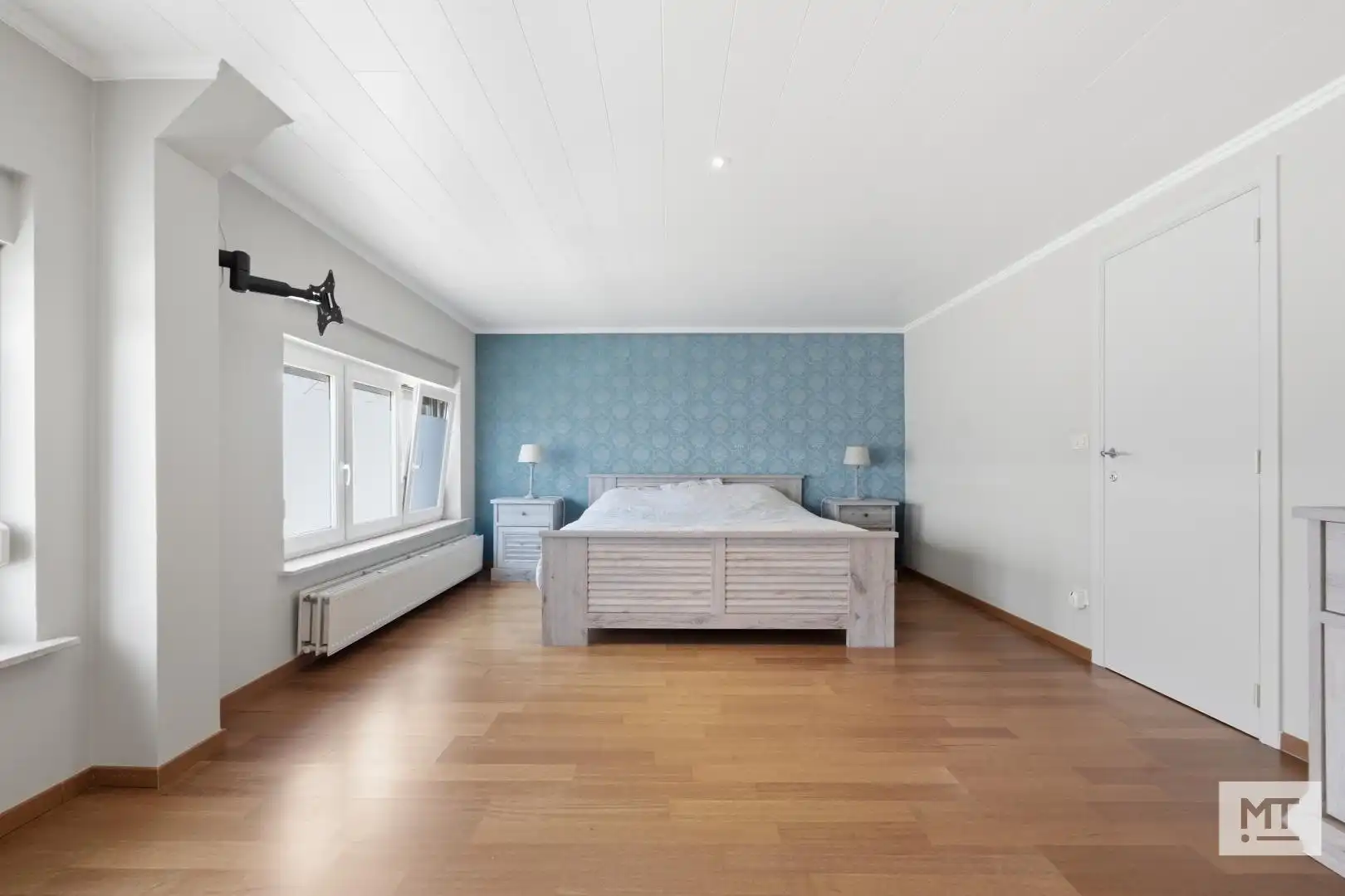 Ruime, instapklare woning met loods in het centrum van Wervik foto 23