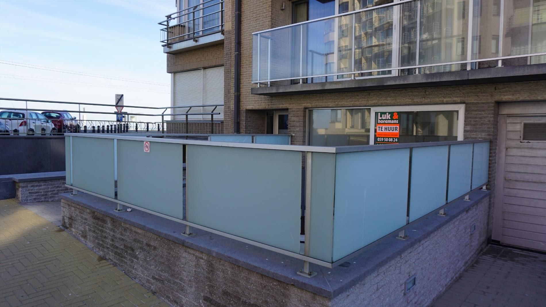 RECENT APP. OP GLV MET RUIME TERRASSEN OP 50 METER VAN HET STRAND foto 19