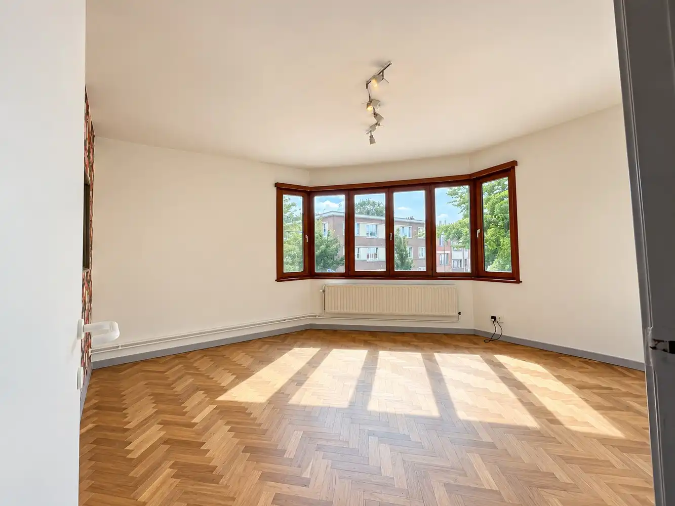 Ruim 2-slaapkamerappartement met extra bureauruimte foto {{pictureIndex}}