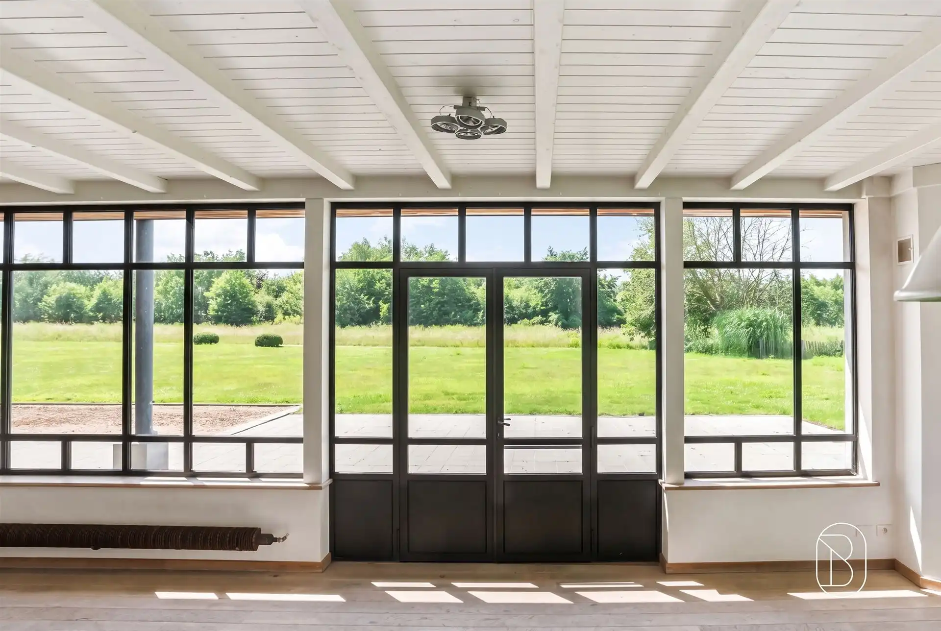 Prachtige hoevewoning met loods en bouwgrond op 1 hectare foto 8