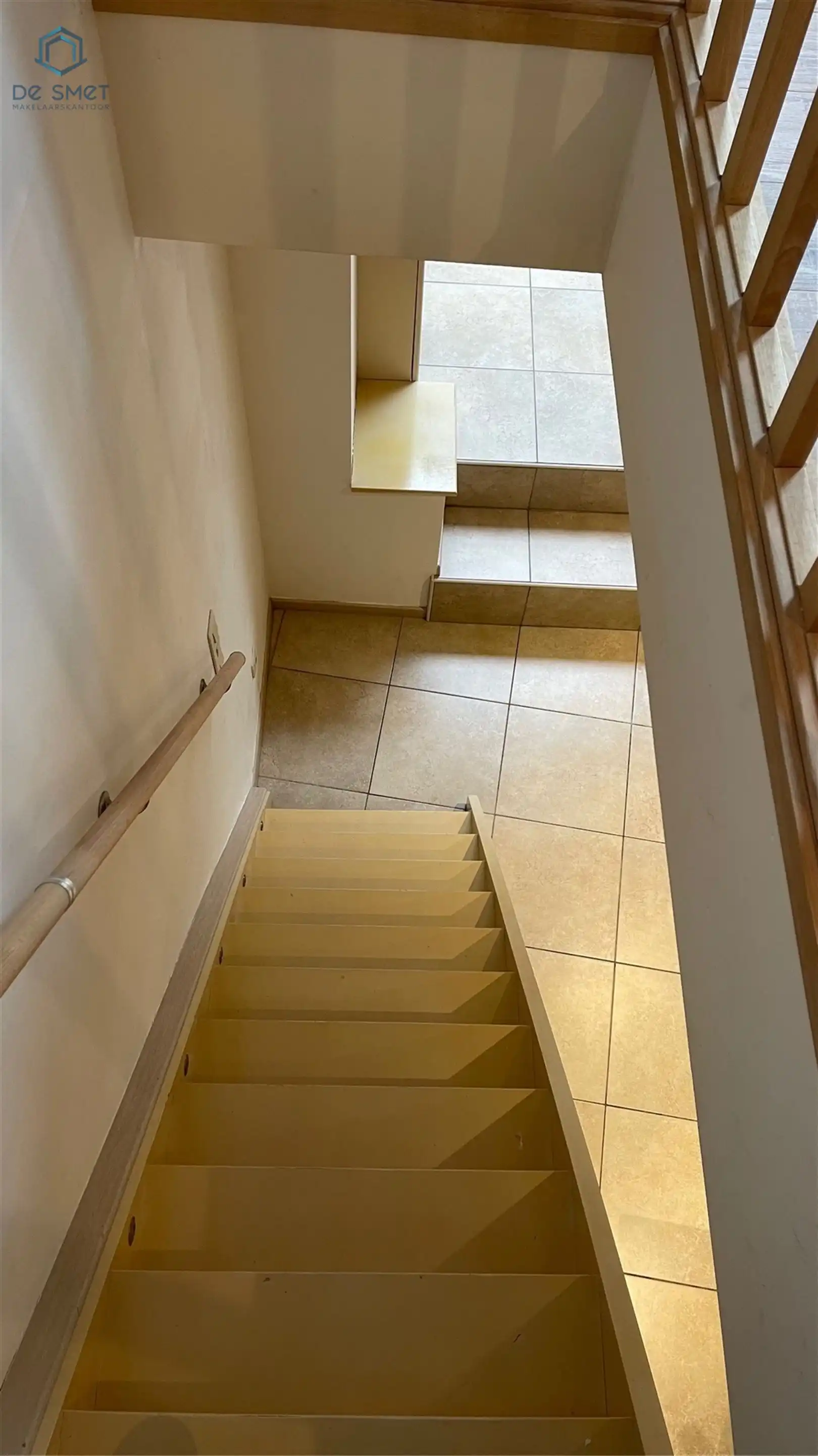 INSTAPKLARE STADSWONING MET 2 SLAAPKAMERS IN HARTJE GERAARDSBERGEN foto 8