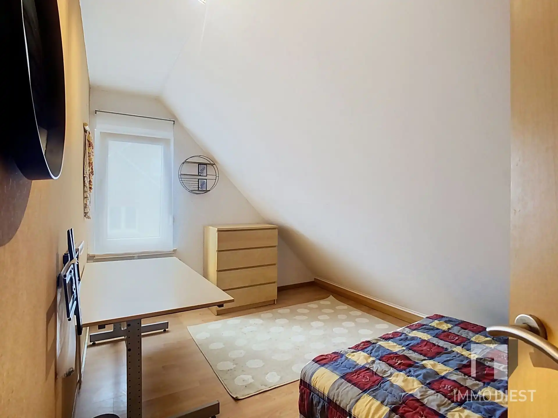 Unieke duurzame woning met 5 slaapkamers foto 35