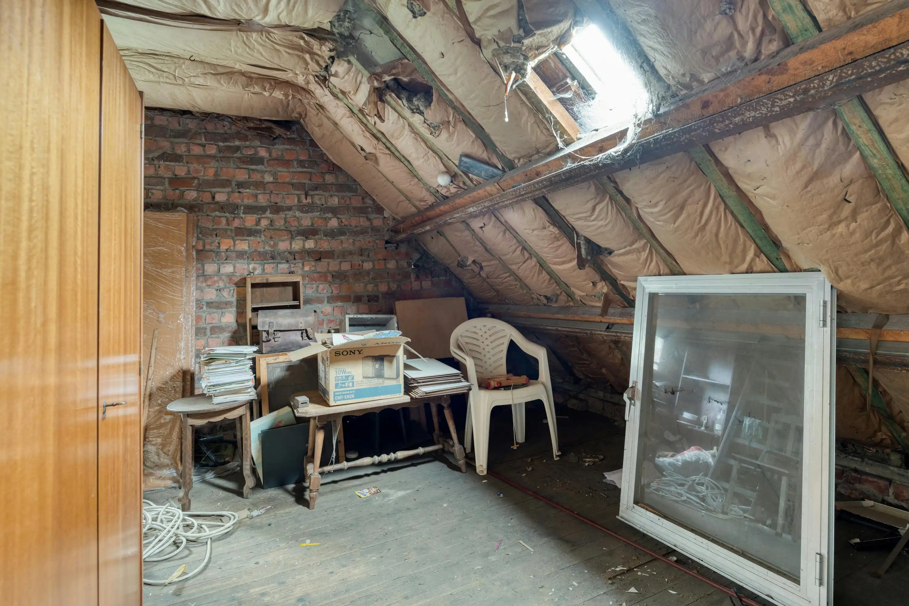 Te renoveren woning met 3 slaapkamers en zolder in centrum Sint-Martens-Latem foto 13