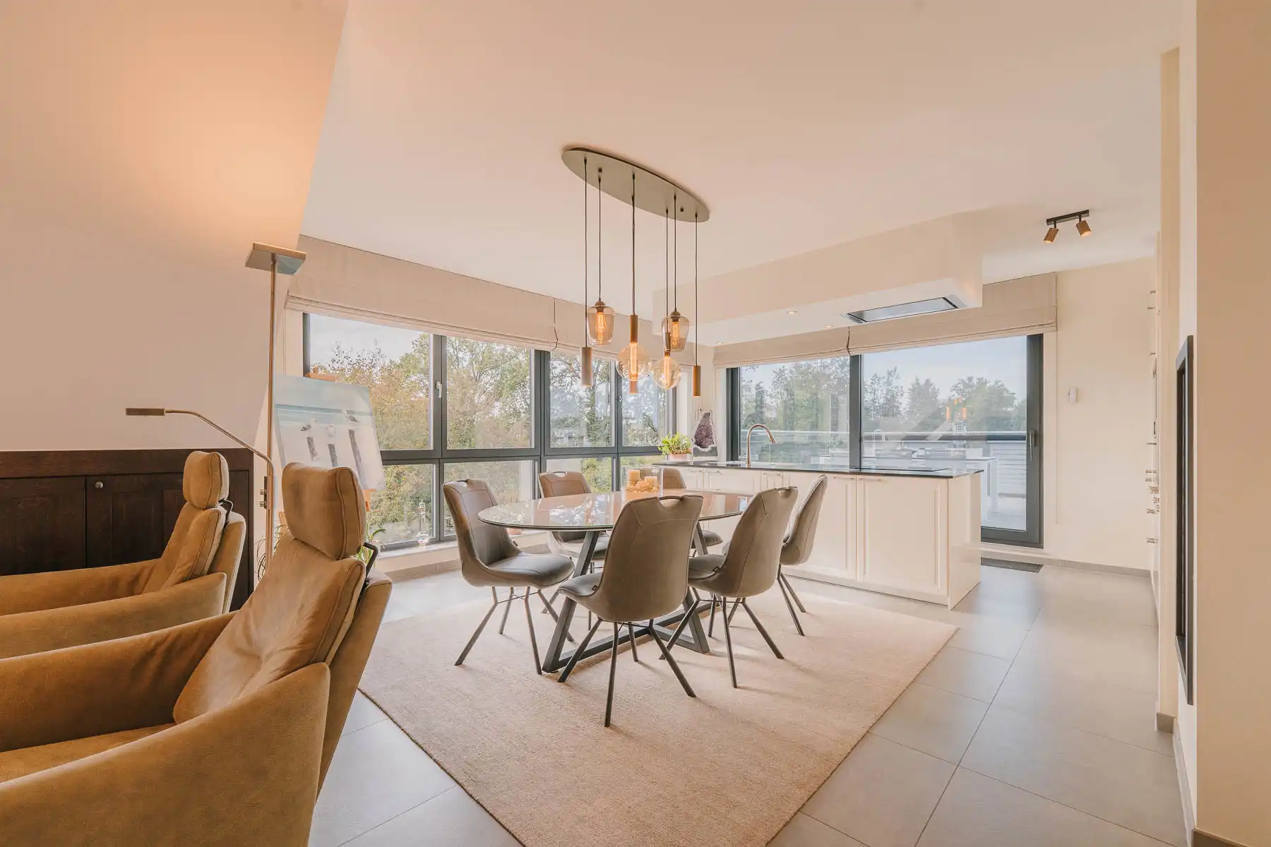 Prachtige penthouse met riant terras foto 25