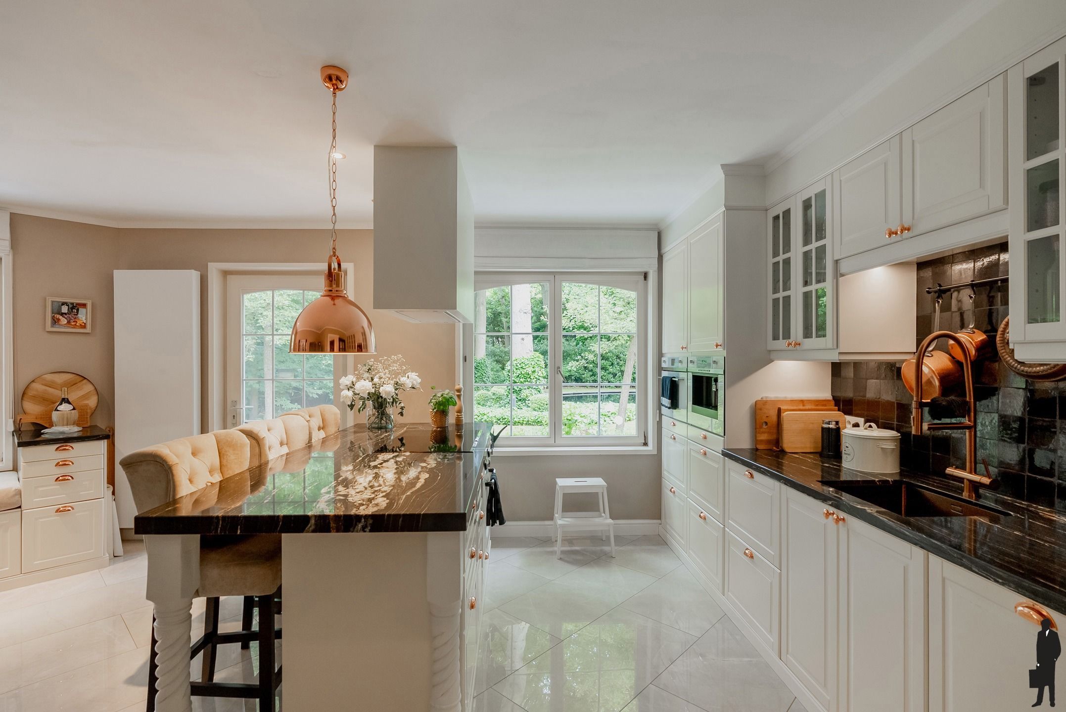 Exclusieve villa met zwemvijver op 2.543 m² foto 17