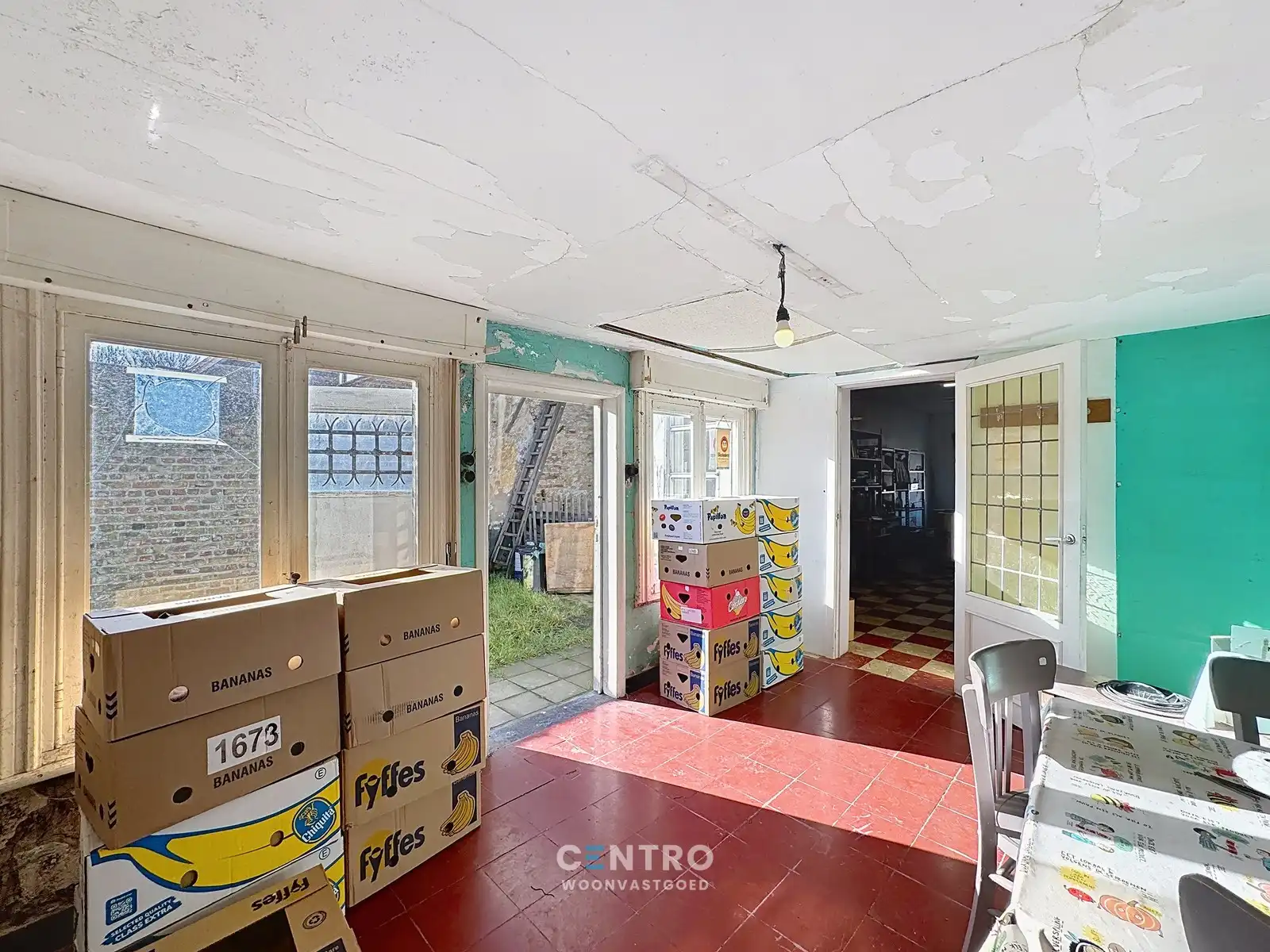 Te renoveren woning op uiterst CHARMANTE LIGGING! foto 6