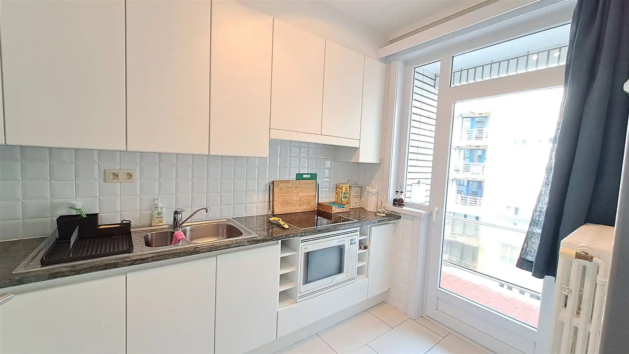 Gemeubeld appartement met 2 slaapkamers foto 6