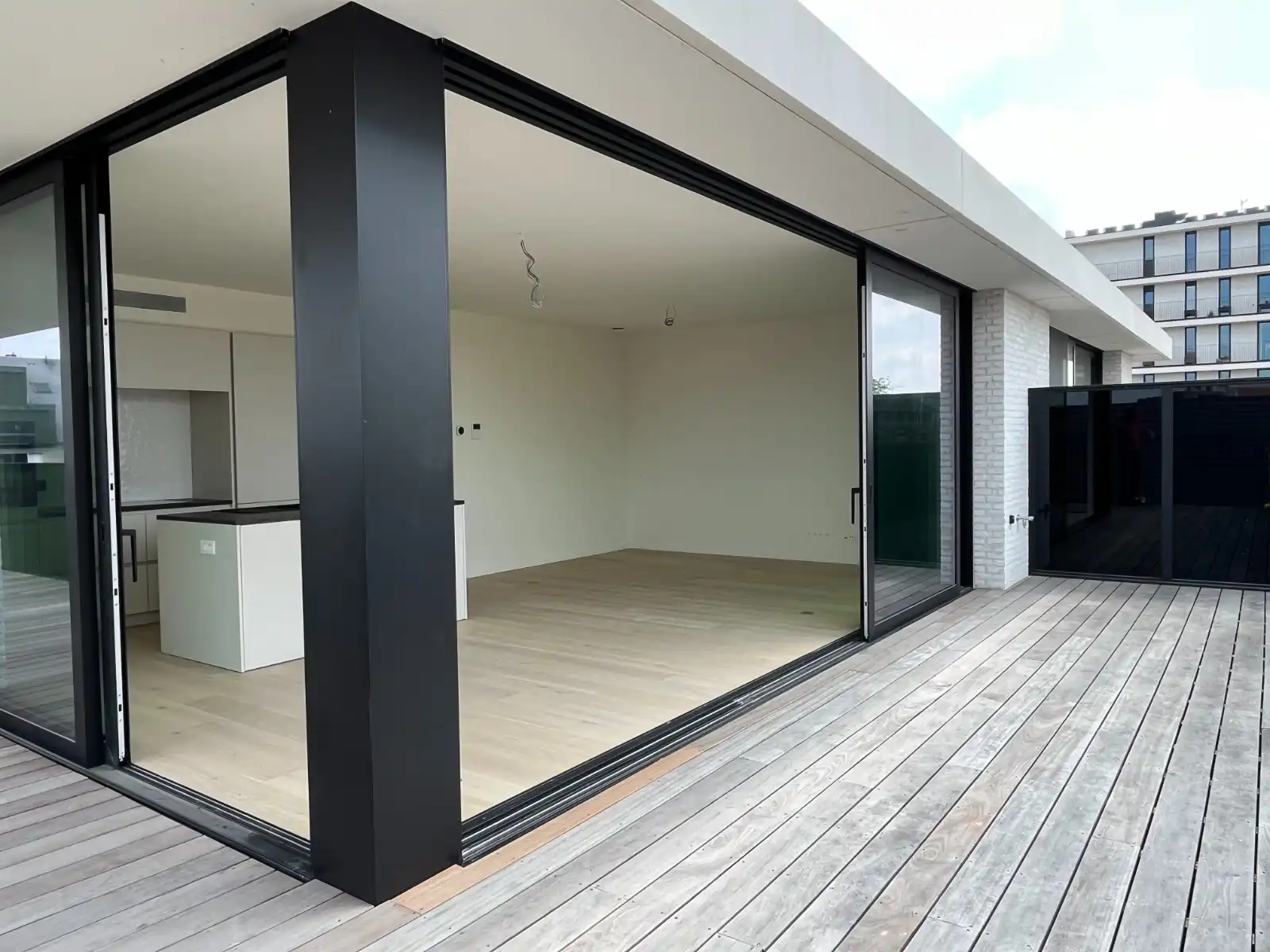 Rustig gelegen 2-slaapkamerappartement foto 6