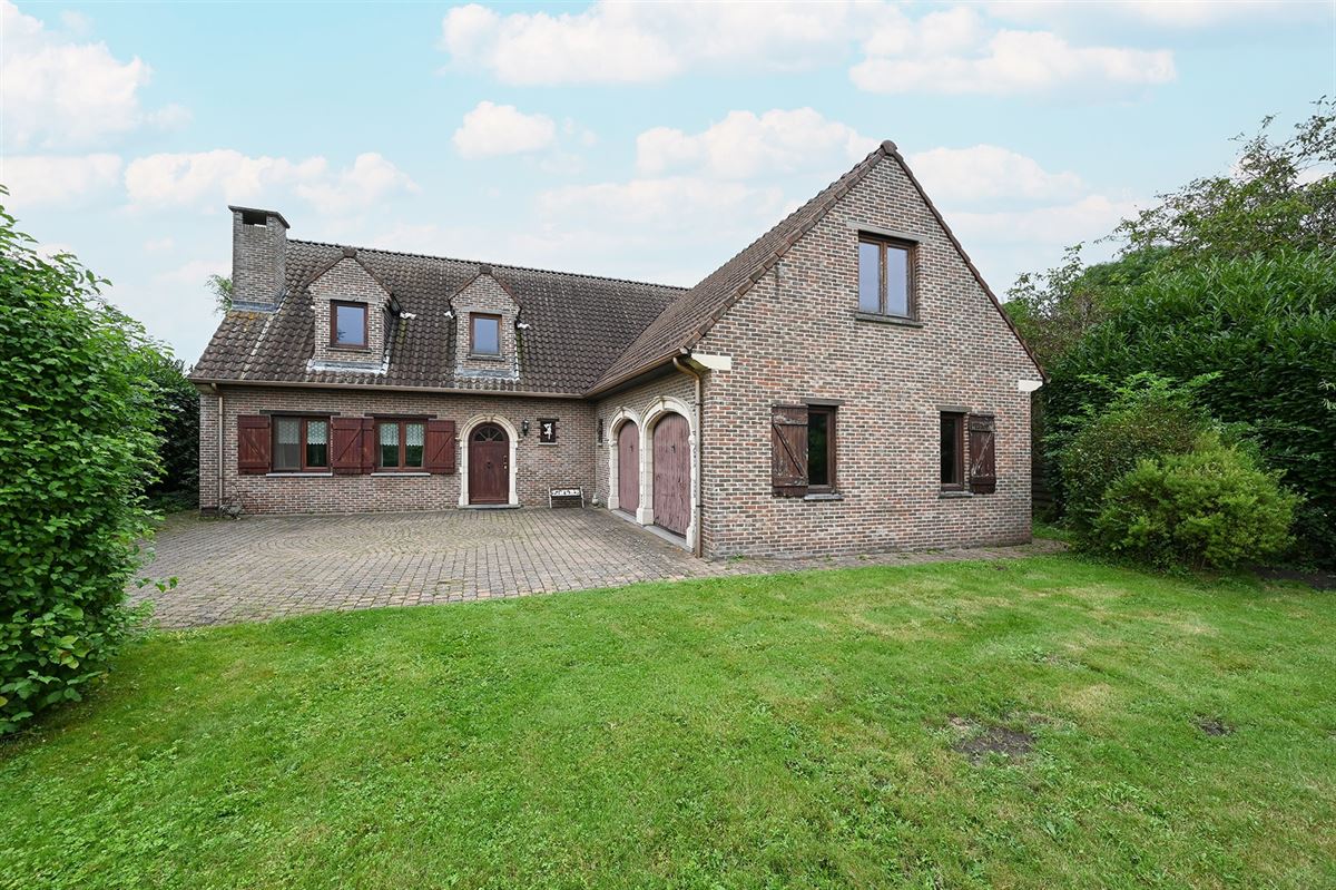 Villa te koop Laar 7 - 2180 EKEREN