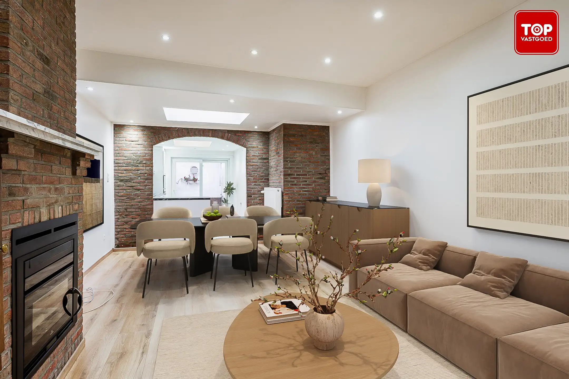 Instapklare woning met stadkskoer op gunstige locatie. foto 4