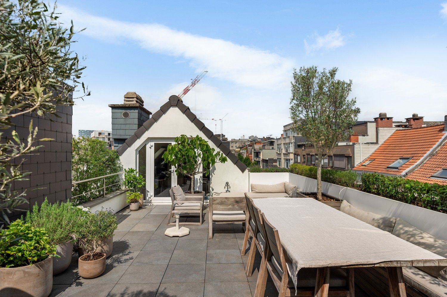 Lichtrijke duplex met royaal dakterras en polyvalente ruimte nabij het Stadspark foto 10
